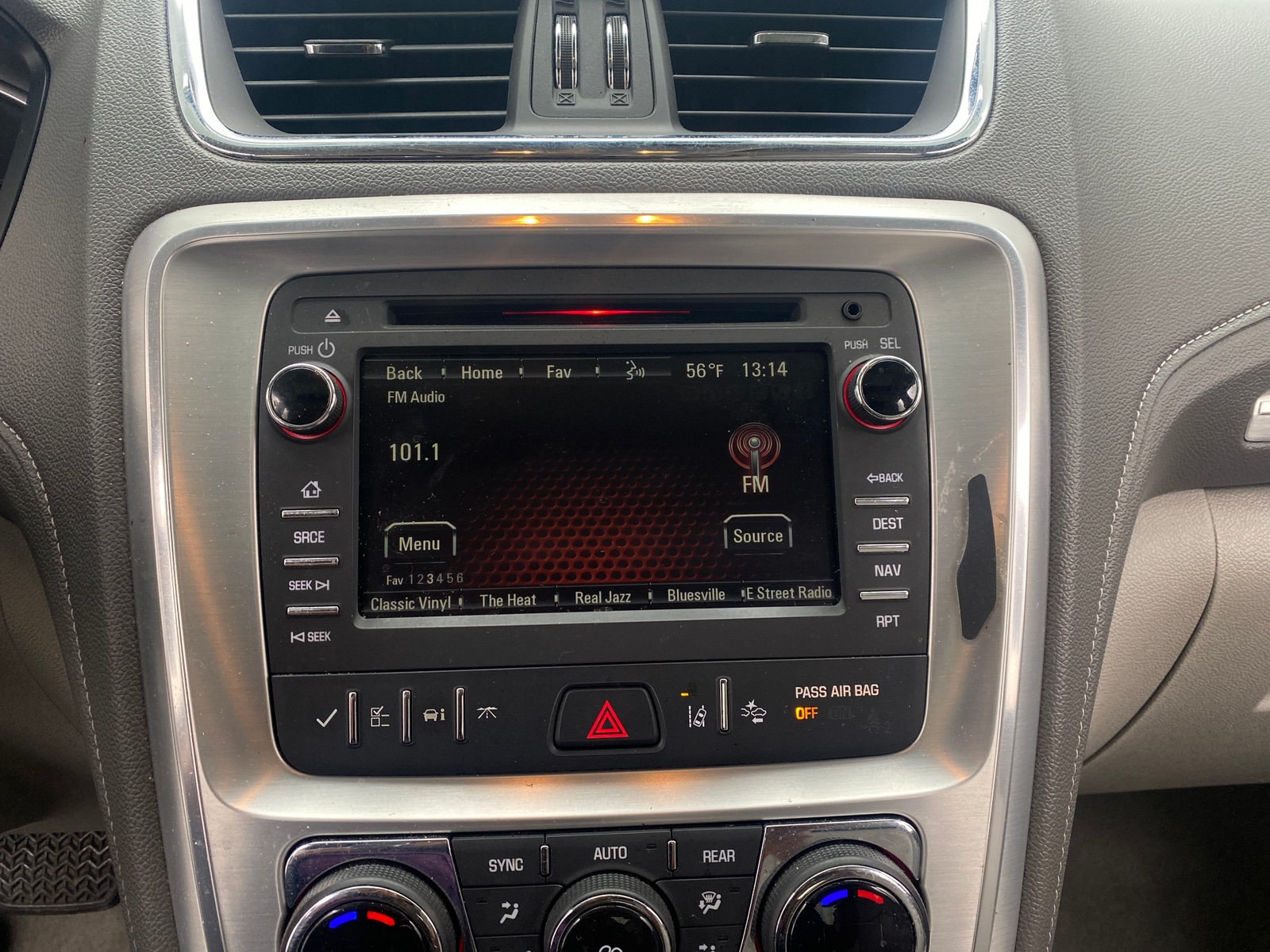 Thumbnail: 2016 GMC Acadia - 3