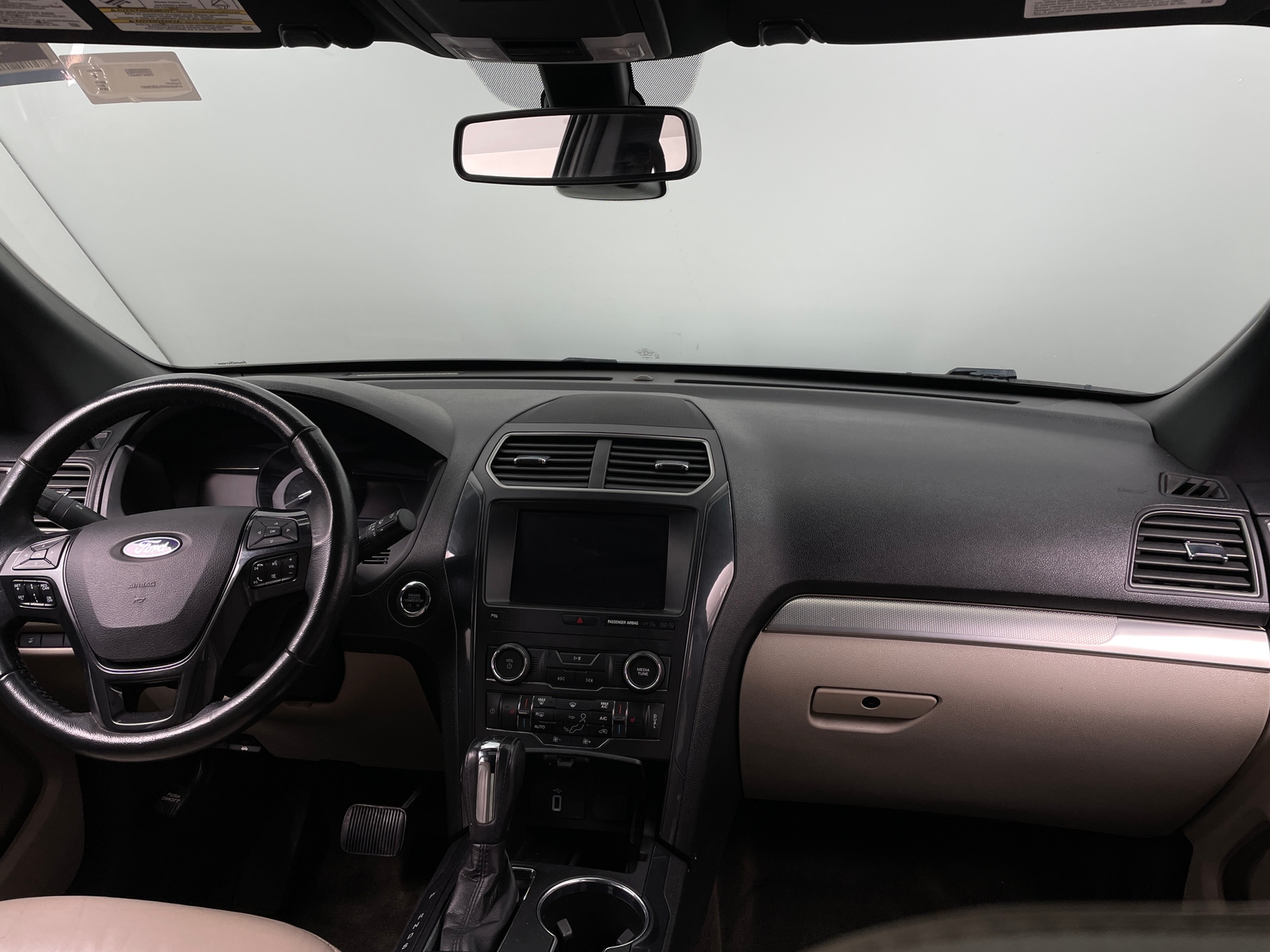 Thumbnail: 2018 Ford Explorer - 3