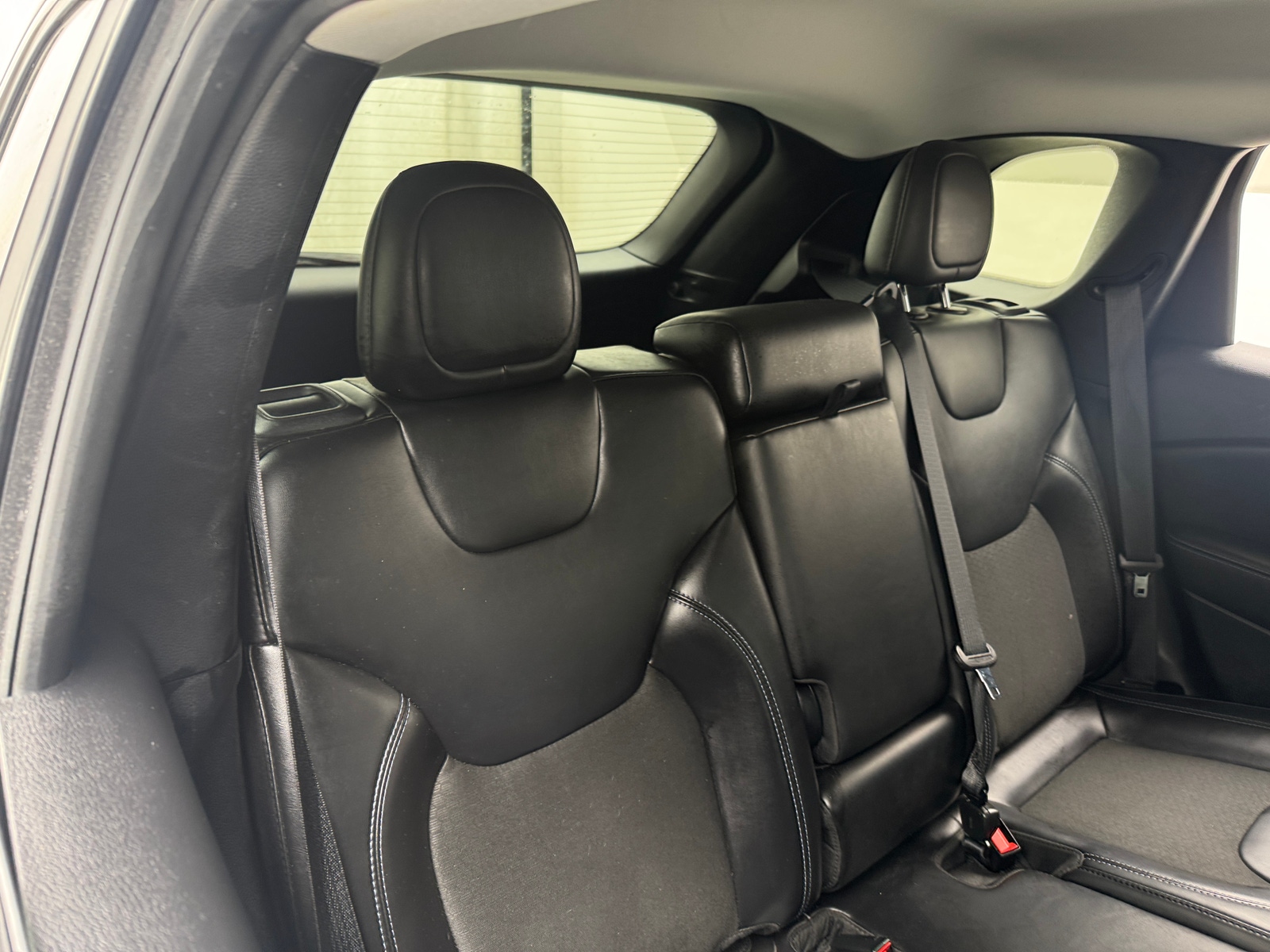 Thumbnail: 2020 Jeep Cherokee - 6