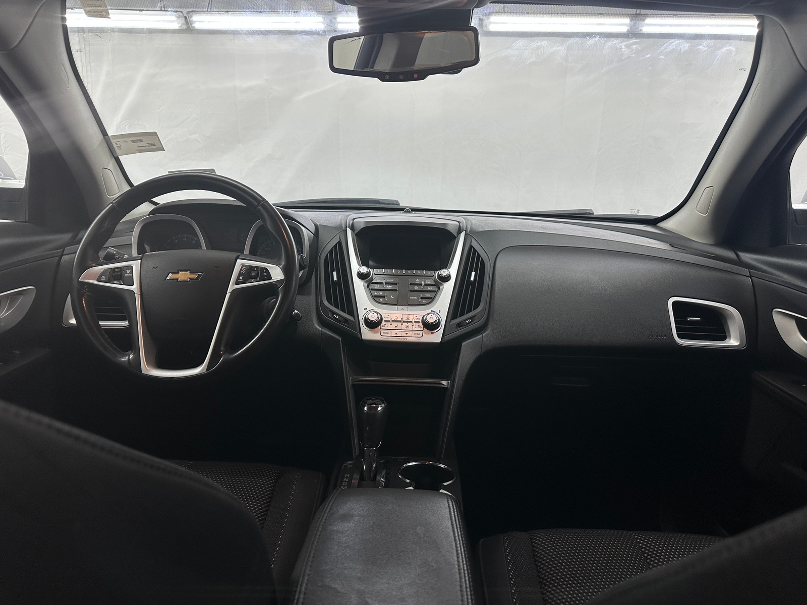 Thumbnail: 2017 Chevrolet Equinox - 3