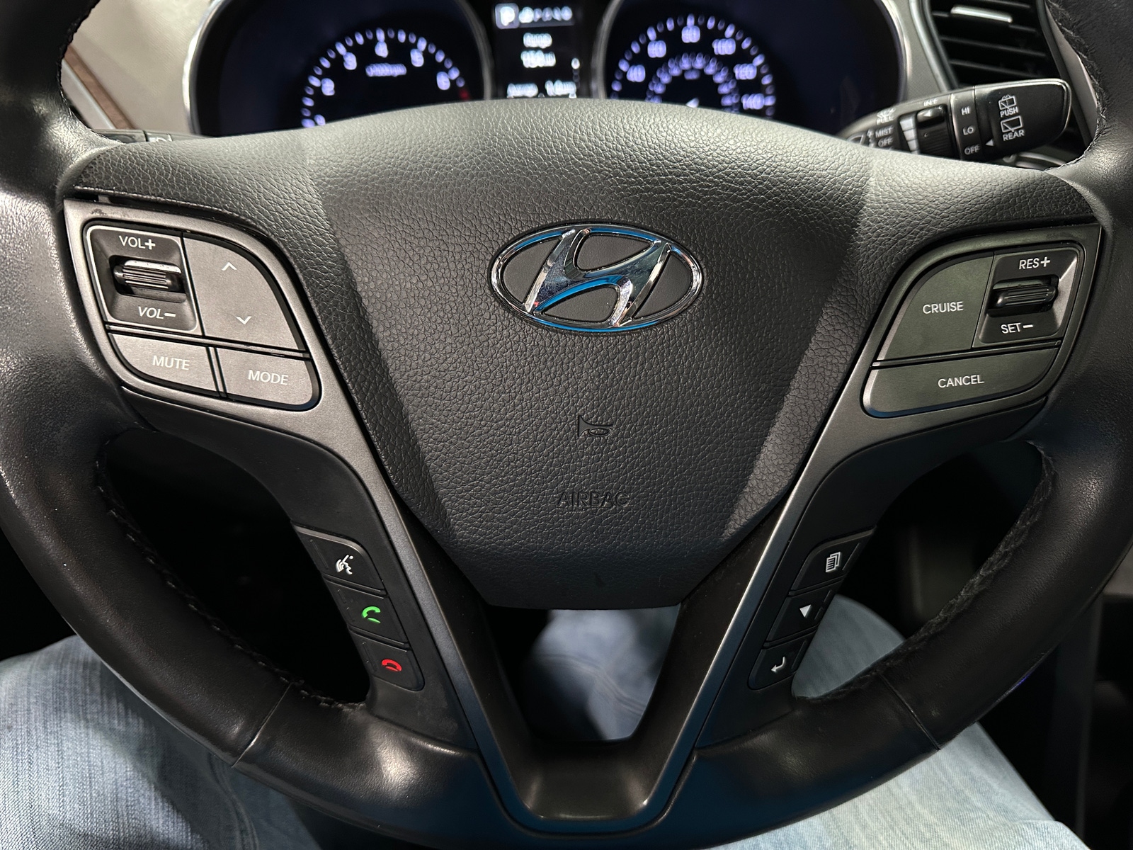 Thumbnail: 2018 Hyundai Santa Fe - 4