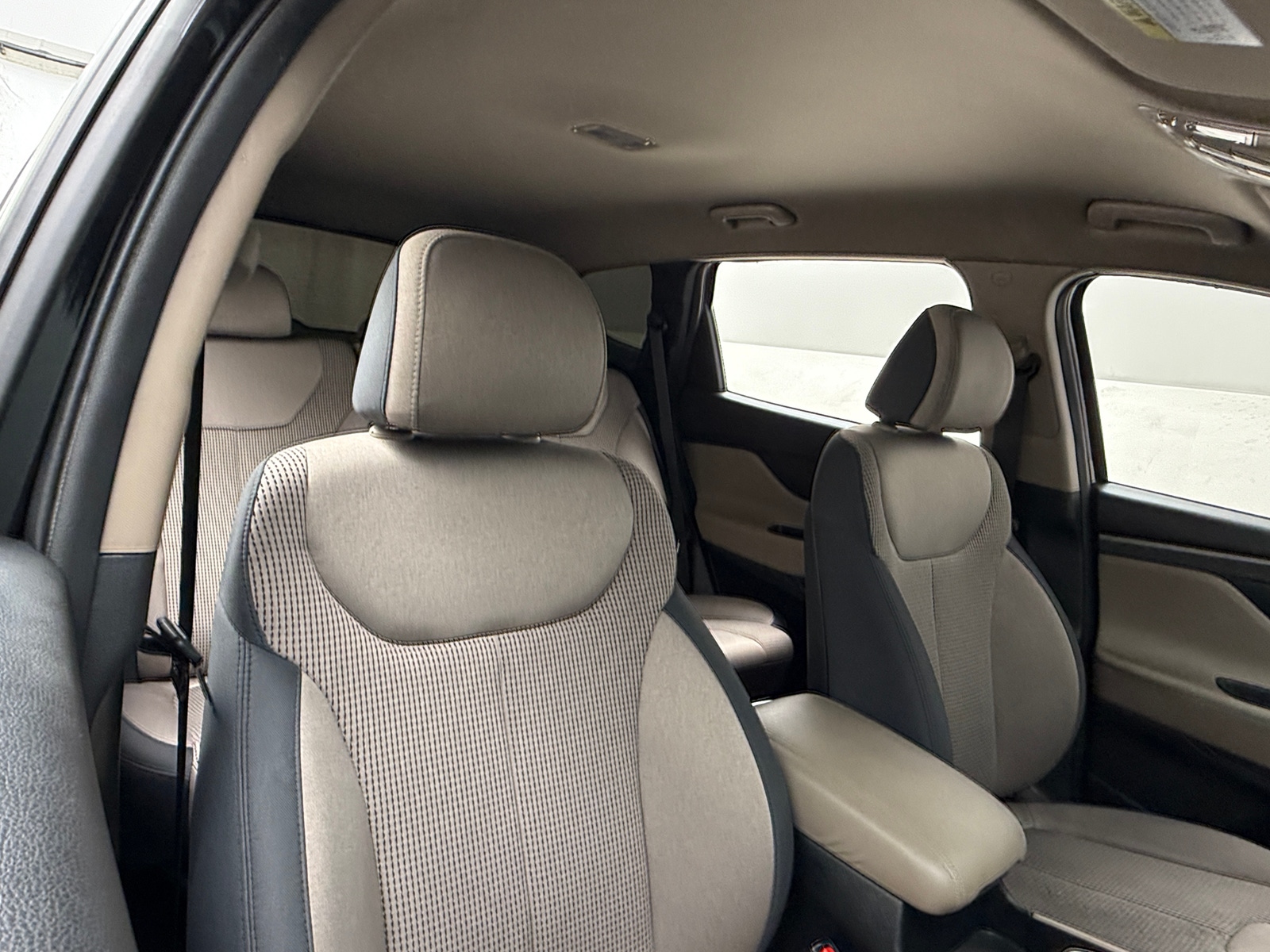 Thumbnail: 2020 Hyundai Santa Fe - 2