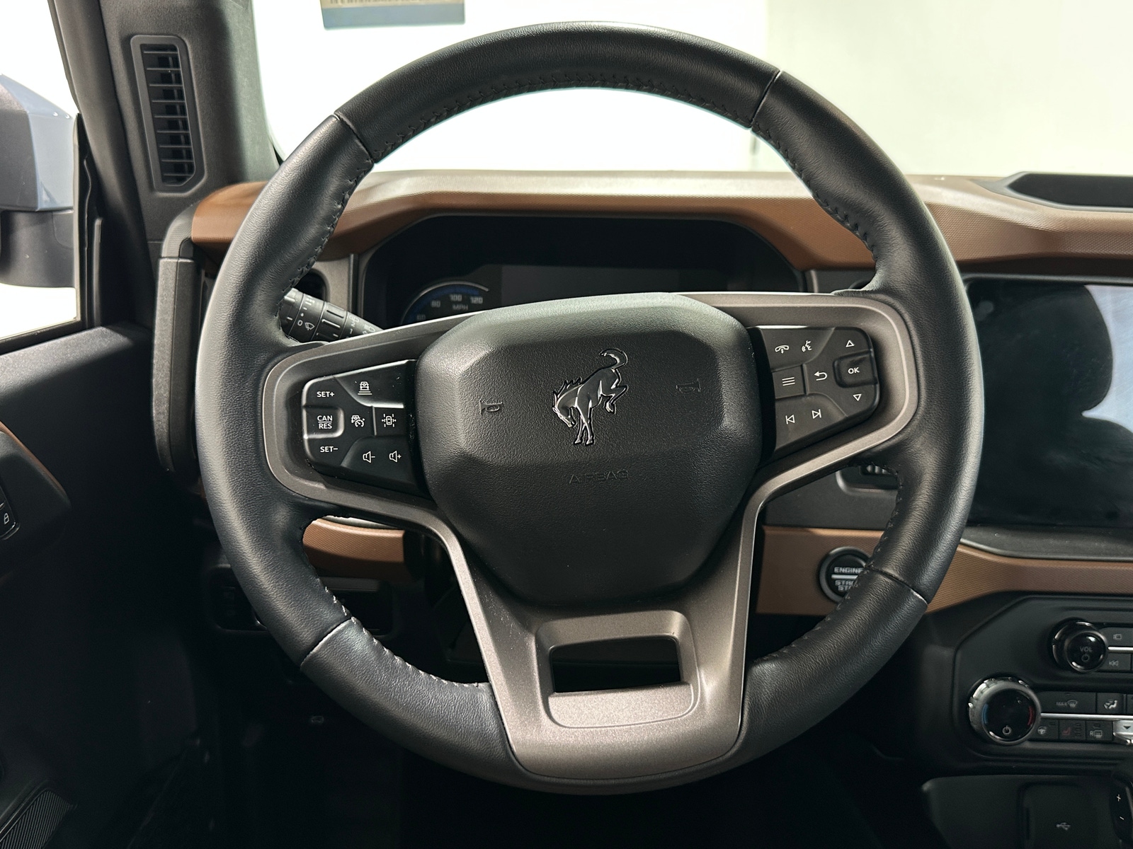 Thumbnail: 2024 Ford Bronco - 4