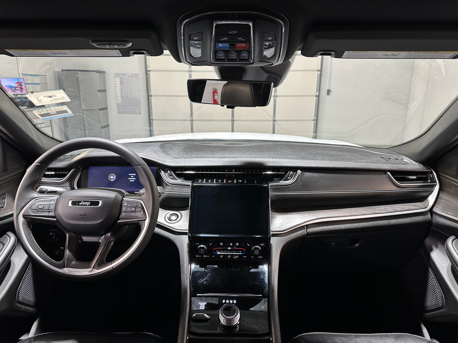 Thumbnail: 2024 Jeep Grand Cherokee L - 2