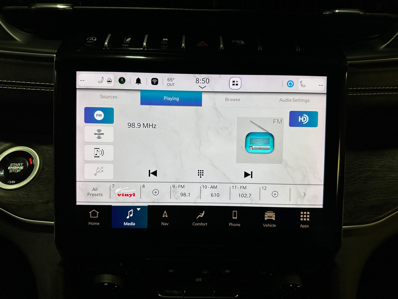 Thumbnail: 2024 Jeep Grand Cherokee L - 3