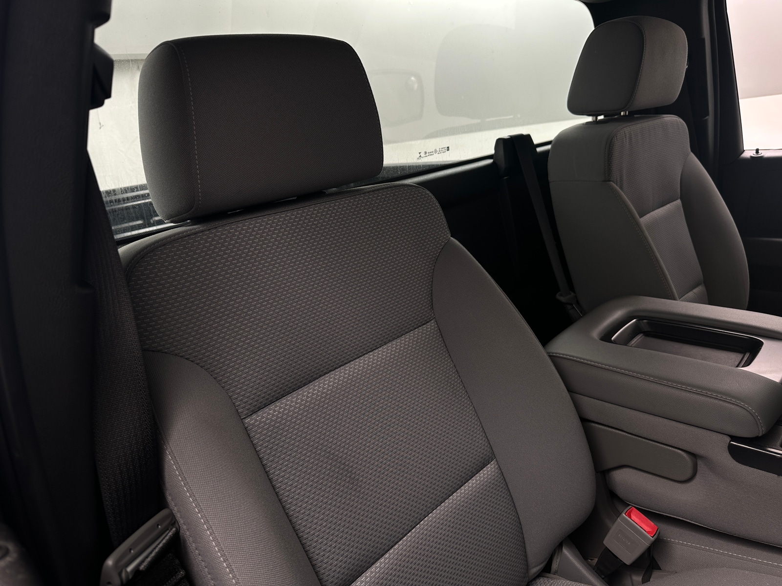 Thumbnail: 2018 Chevrolet Silverado 1500 - 2