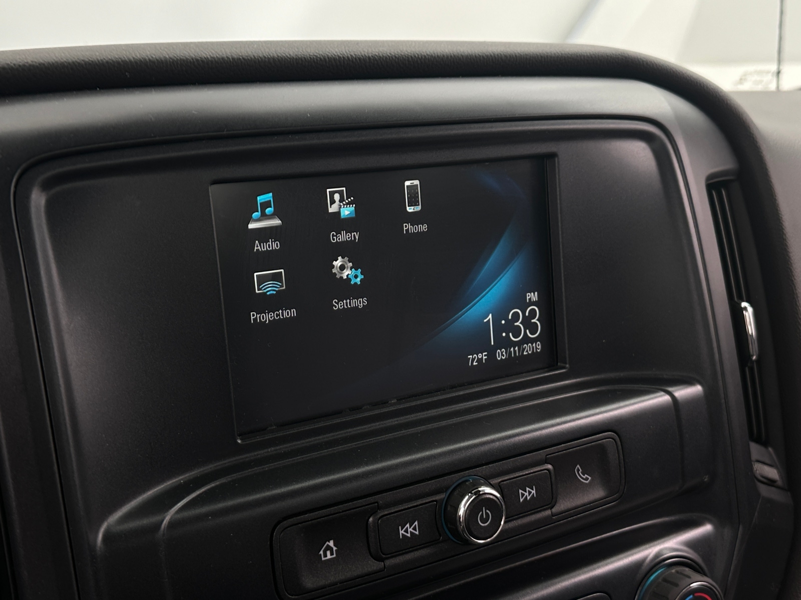 Thumbnail: 2018 Chevrolet Silverado 1500 - 4