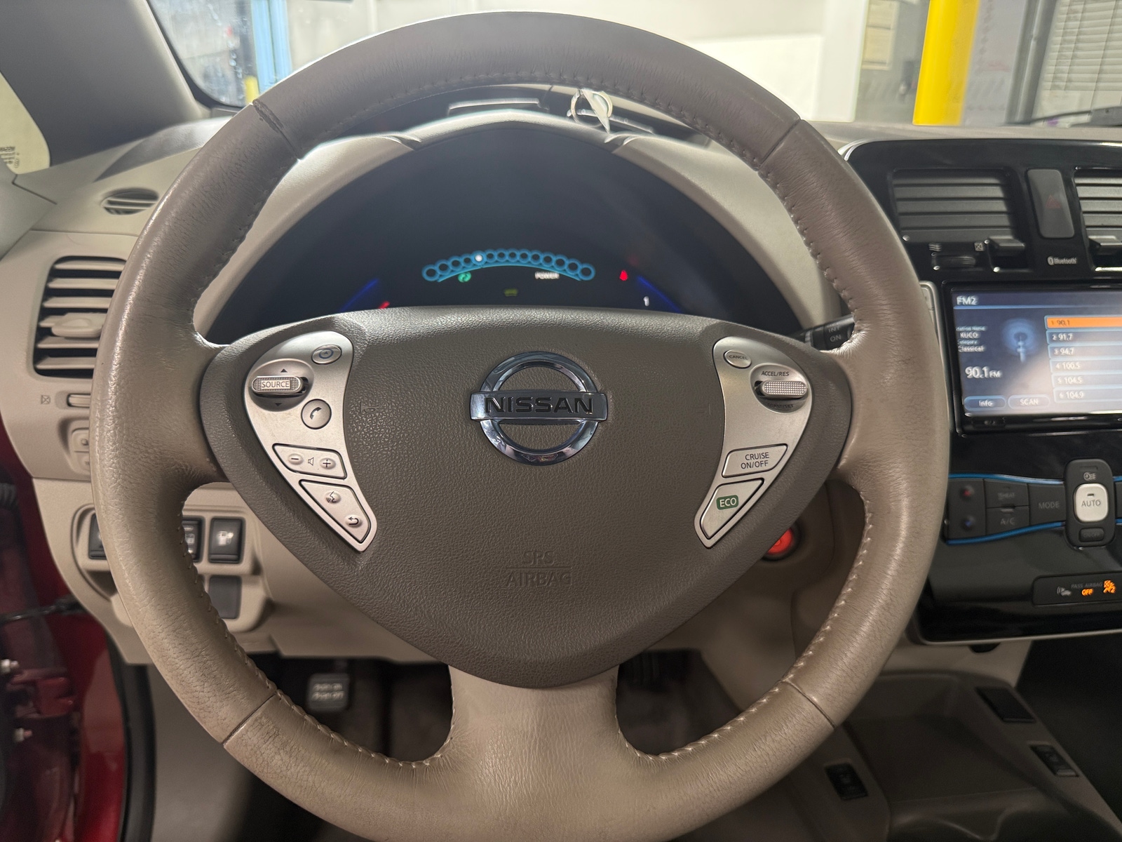 Thumbnail: 2015 Nissan Leaf - 5