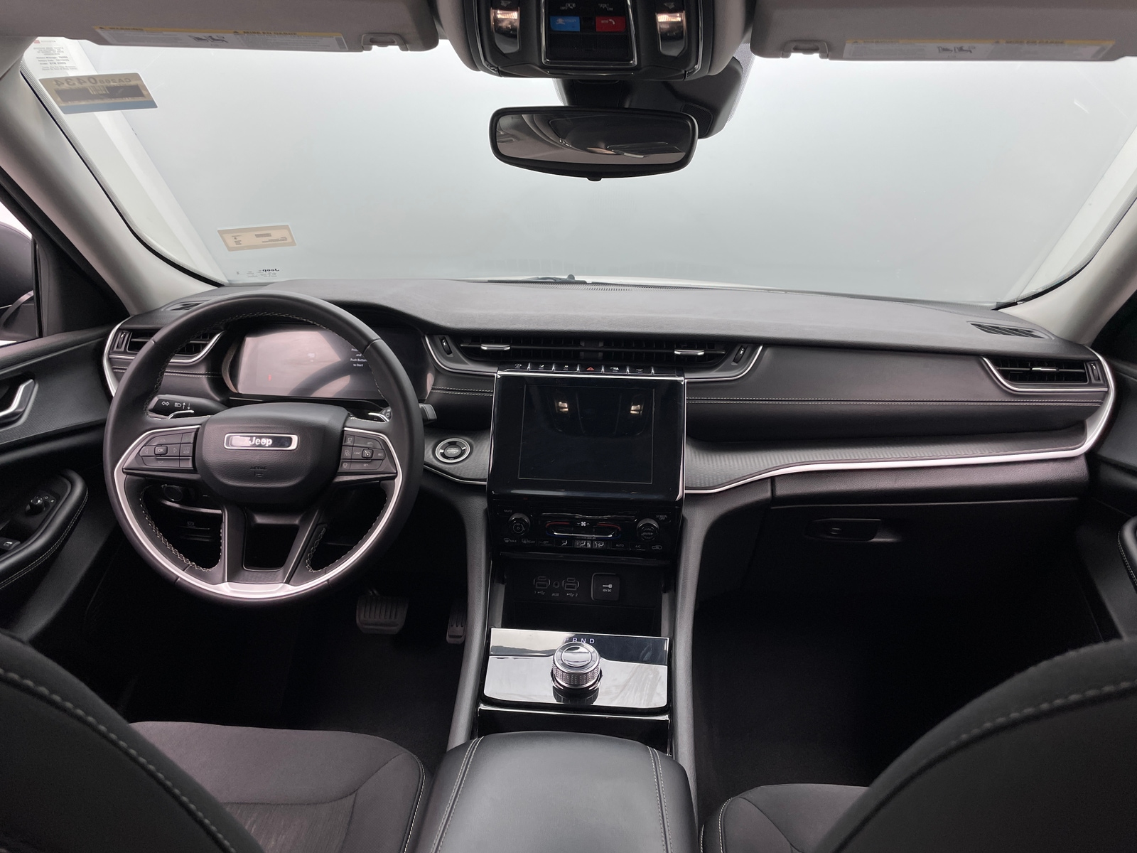 Thumbnail: 2023 Jeep Grand Cherokee - 3