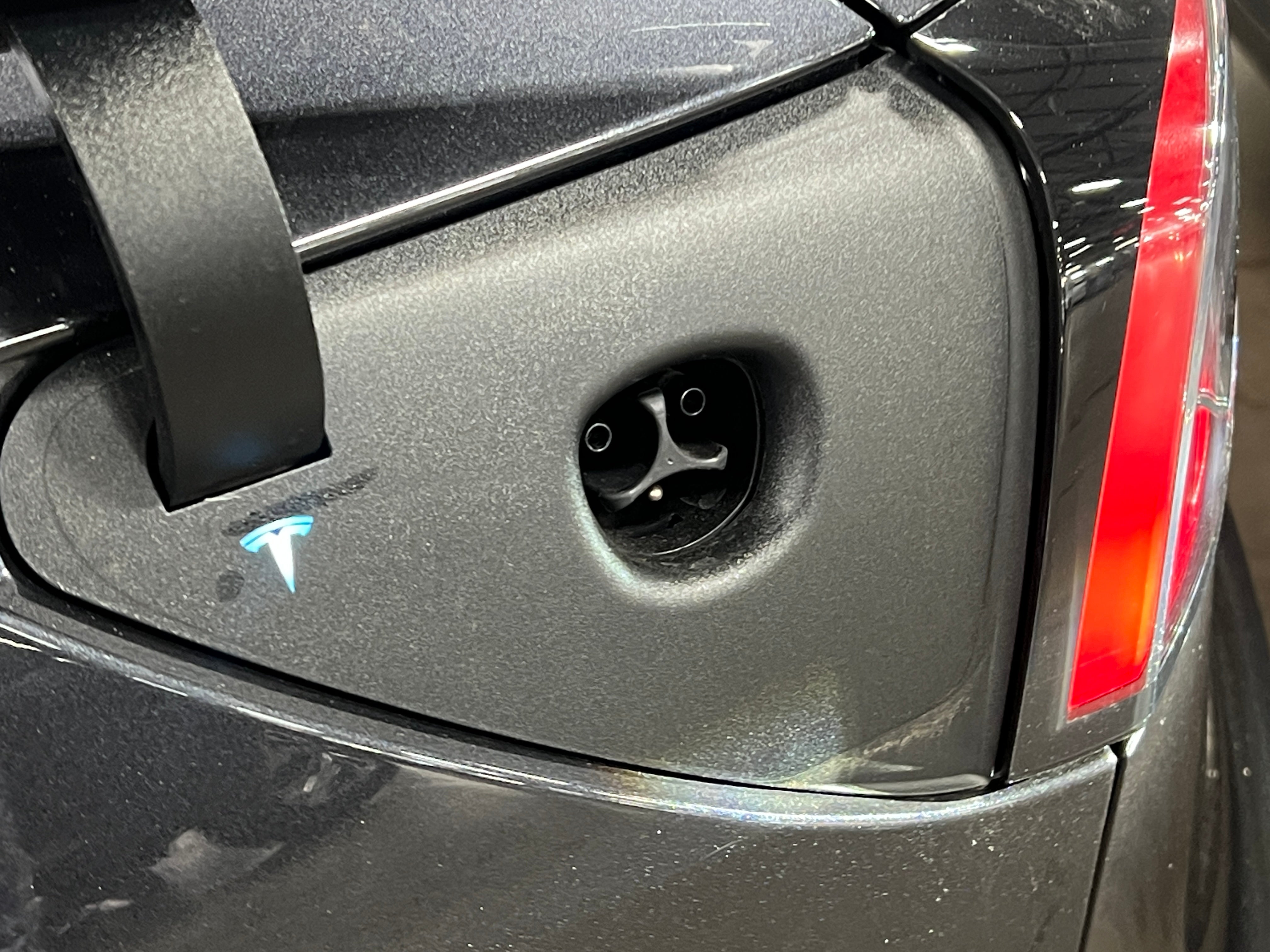 Used 2025 Tesla Model 3 Performance with VIN 5YJ3E1EA4SF010427 for sale in Oak Creek, WI