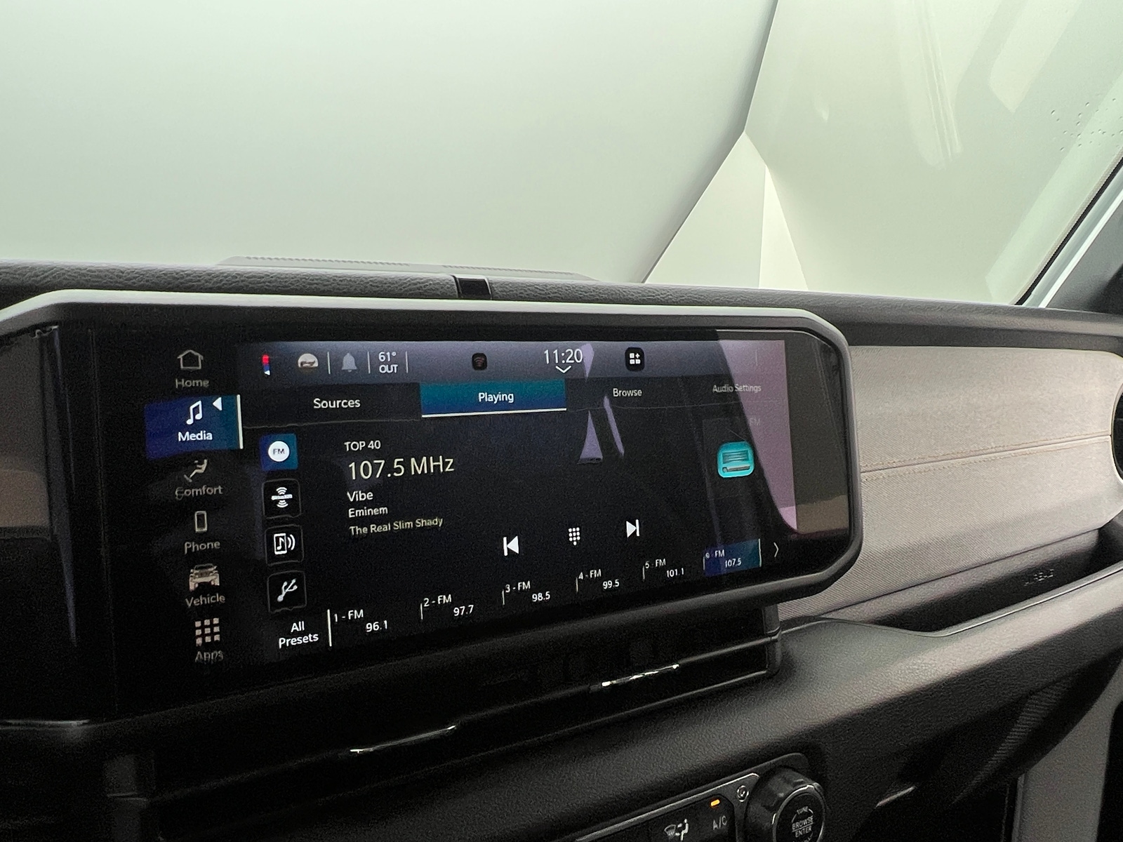 Thumbnail: 2025 Jeep Gladiator - 4