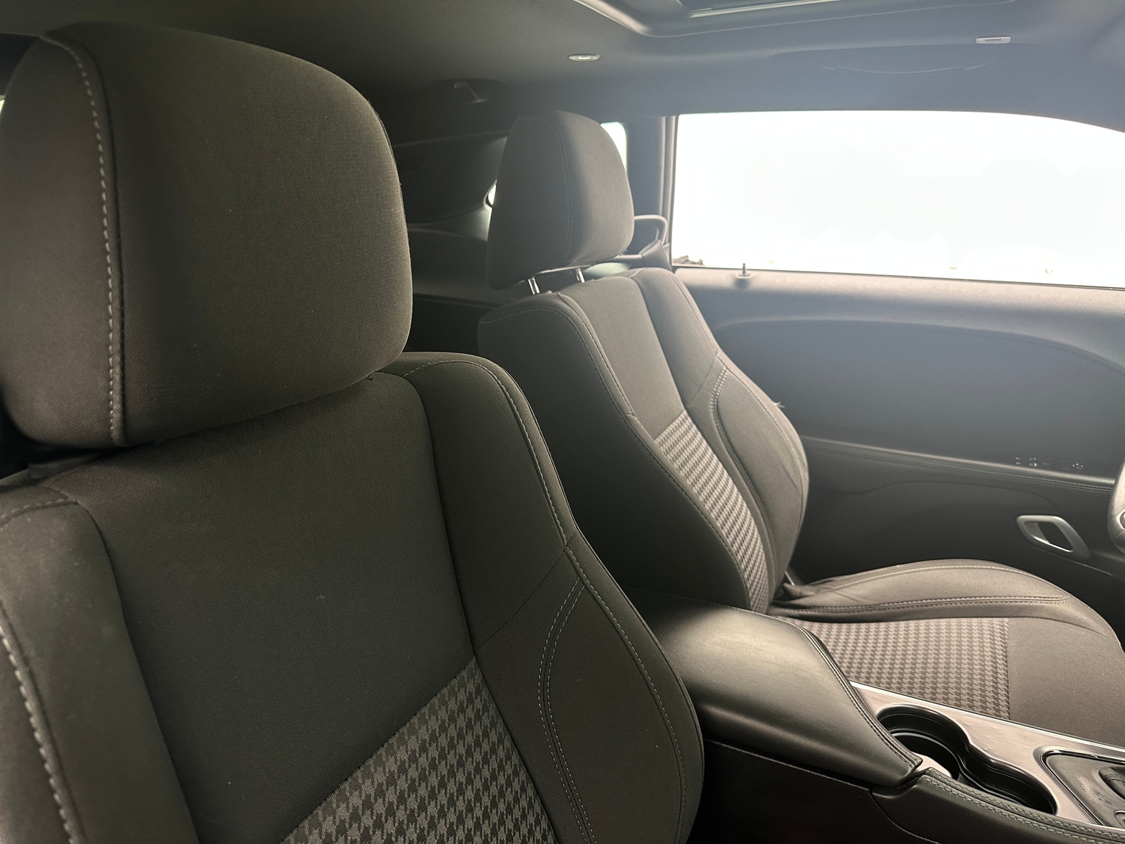 Thumbnail: 2017 Dodge Challenger - 2