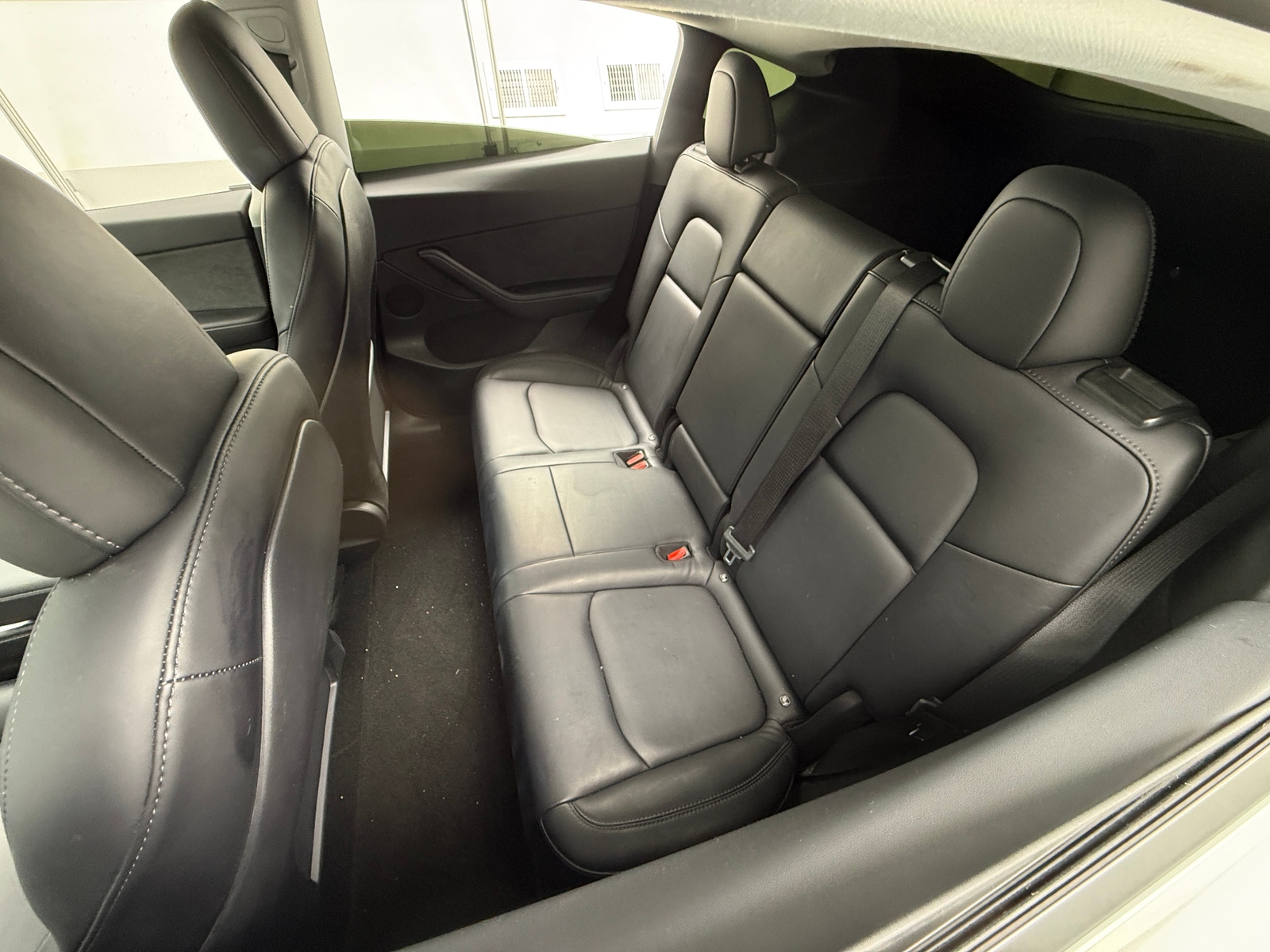 Thumbnail: 2022 Tesla Model Y - 5