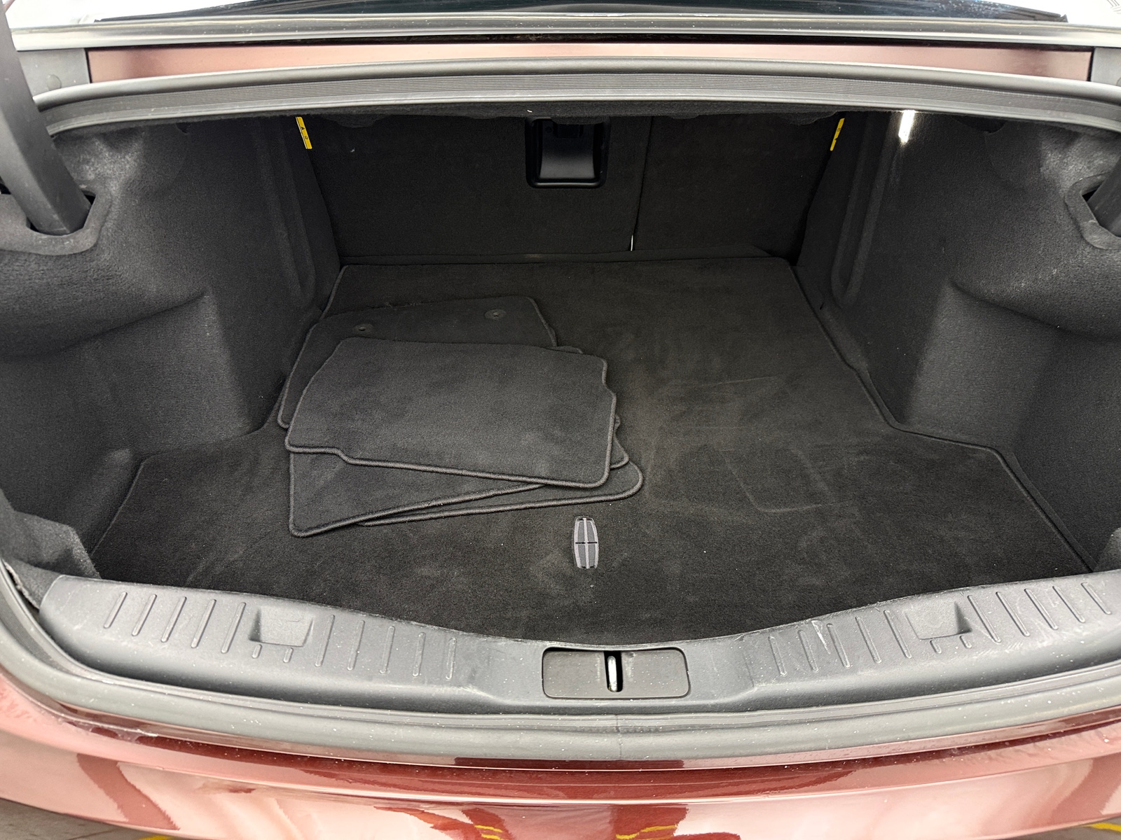 Thumbnail: 2019 Lincoln MKZ - 6