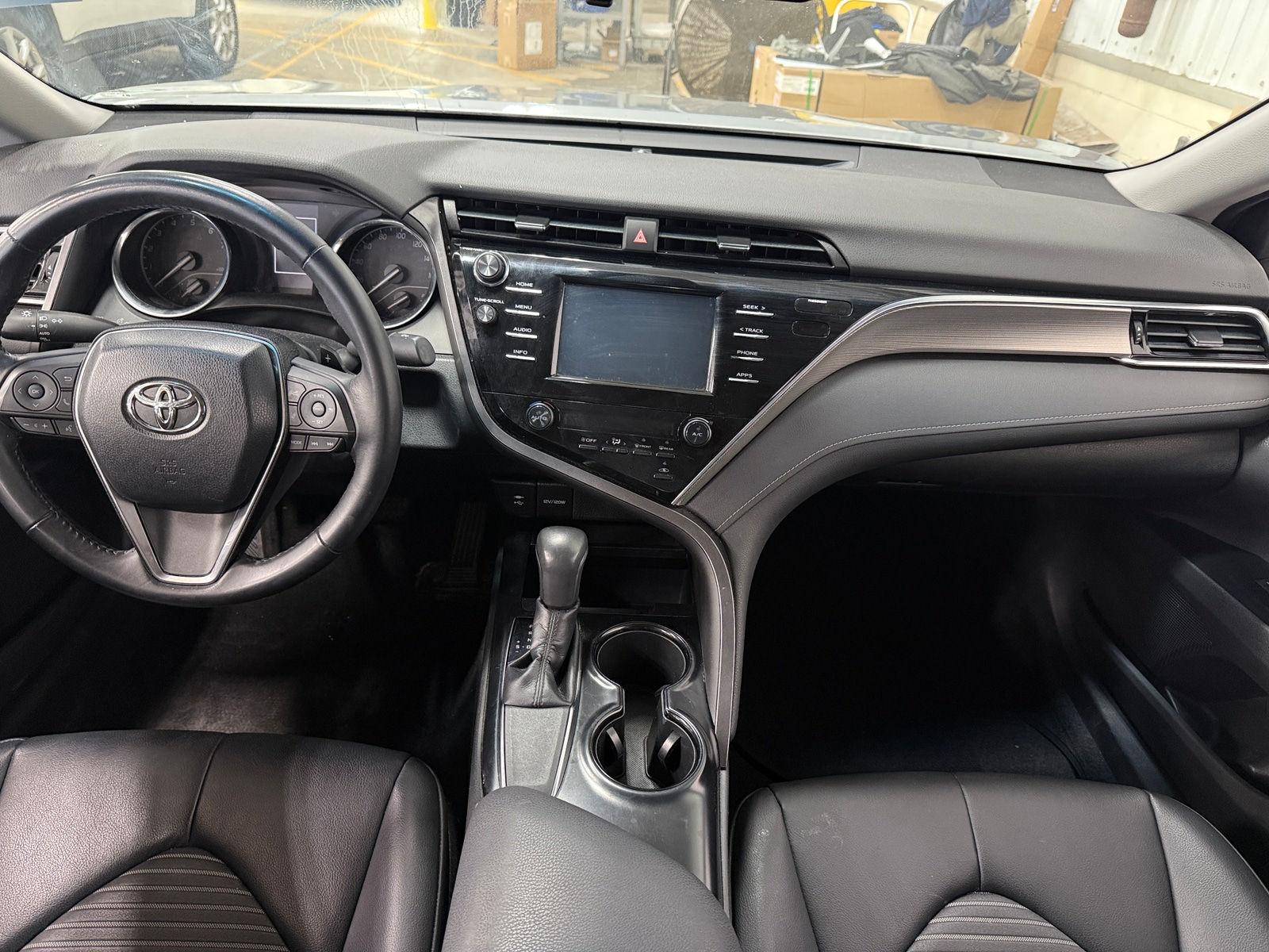 Thumbnail: 2018 Toyota Camry - 3