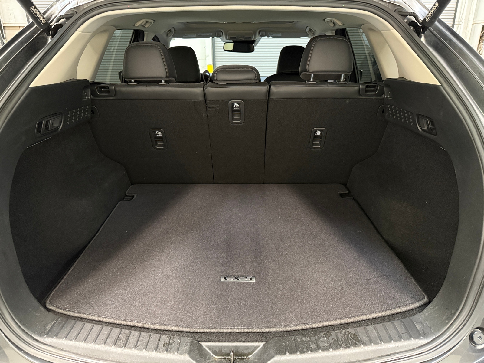 Thumbnail: 2023 Mazda CX-5 - 6