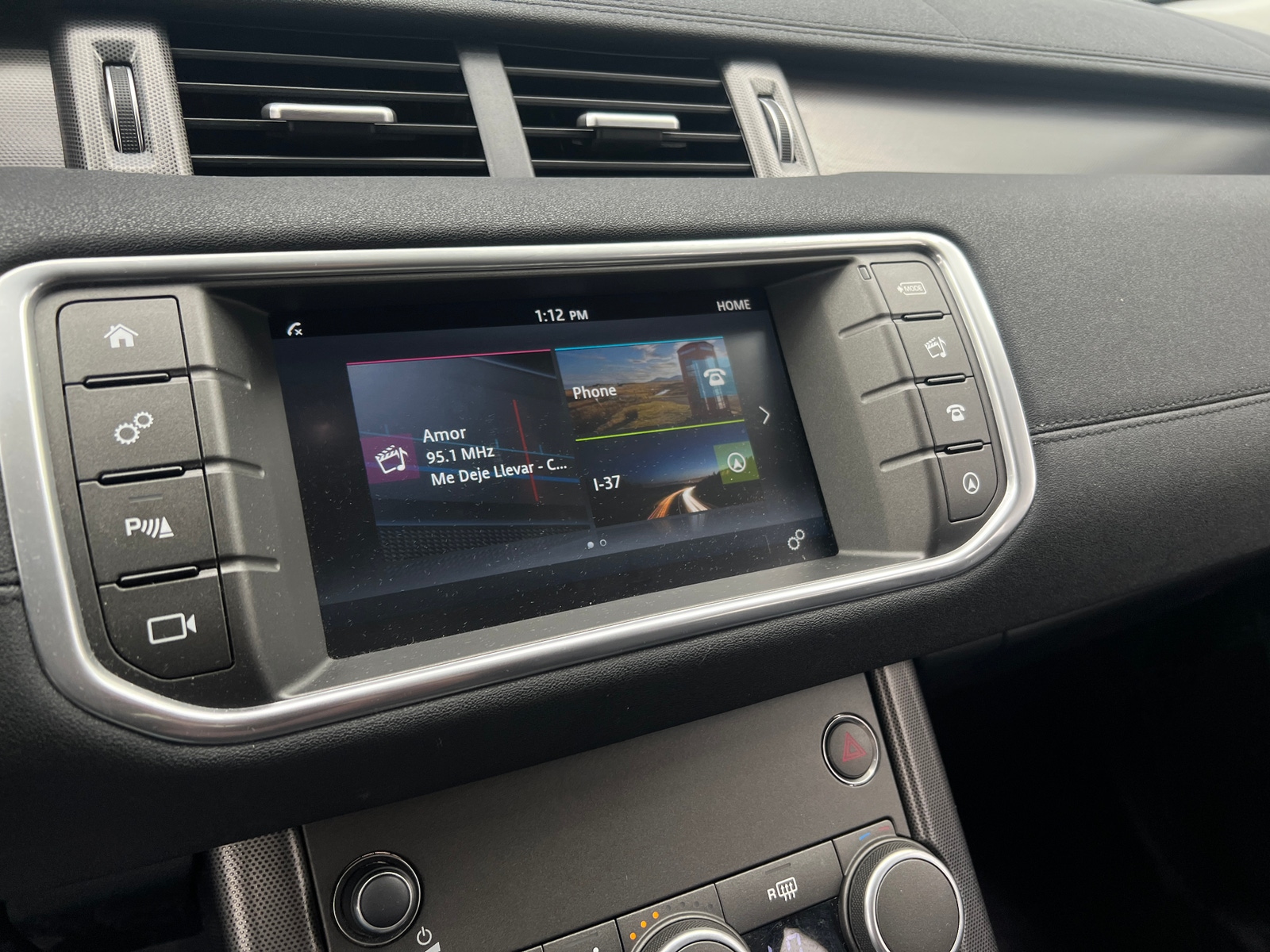 Thumbnail: 2019 Land Rover Range Rover Evoque - 3