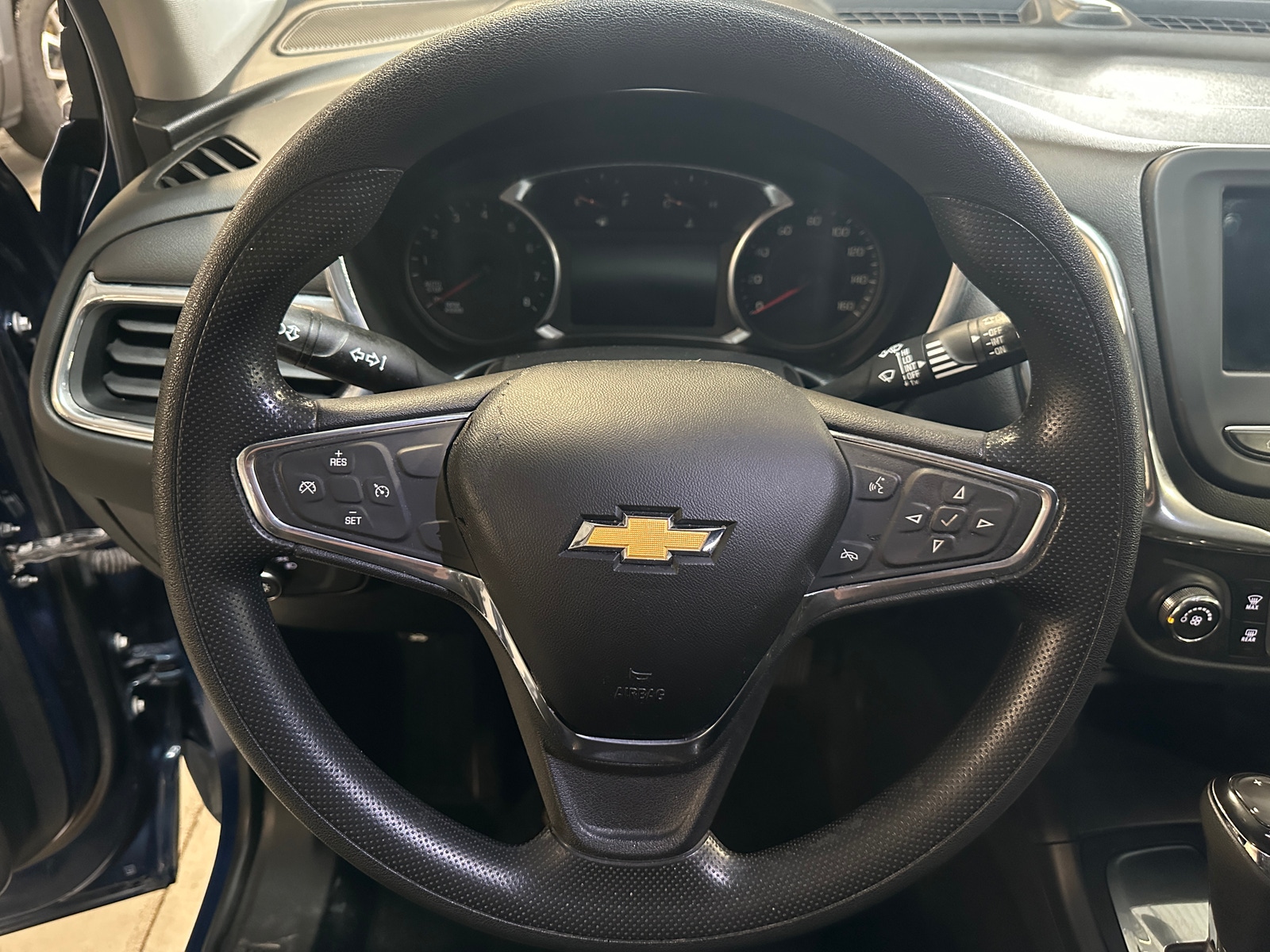 Thumbnail: 2019 Chevrolet Equinox - 5