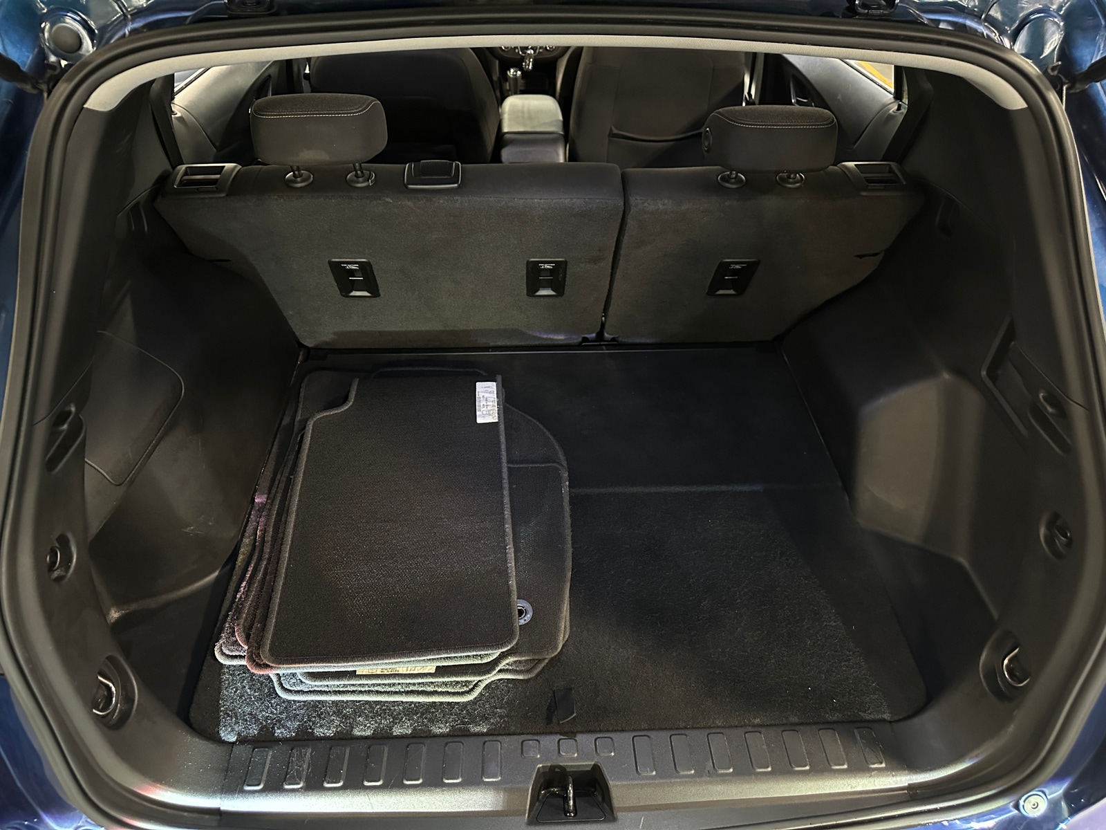 Thumbnail: 2019 Chevrolet Equinox - 7