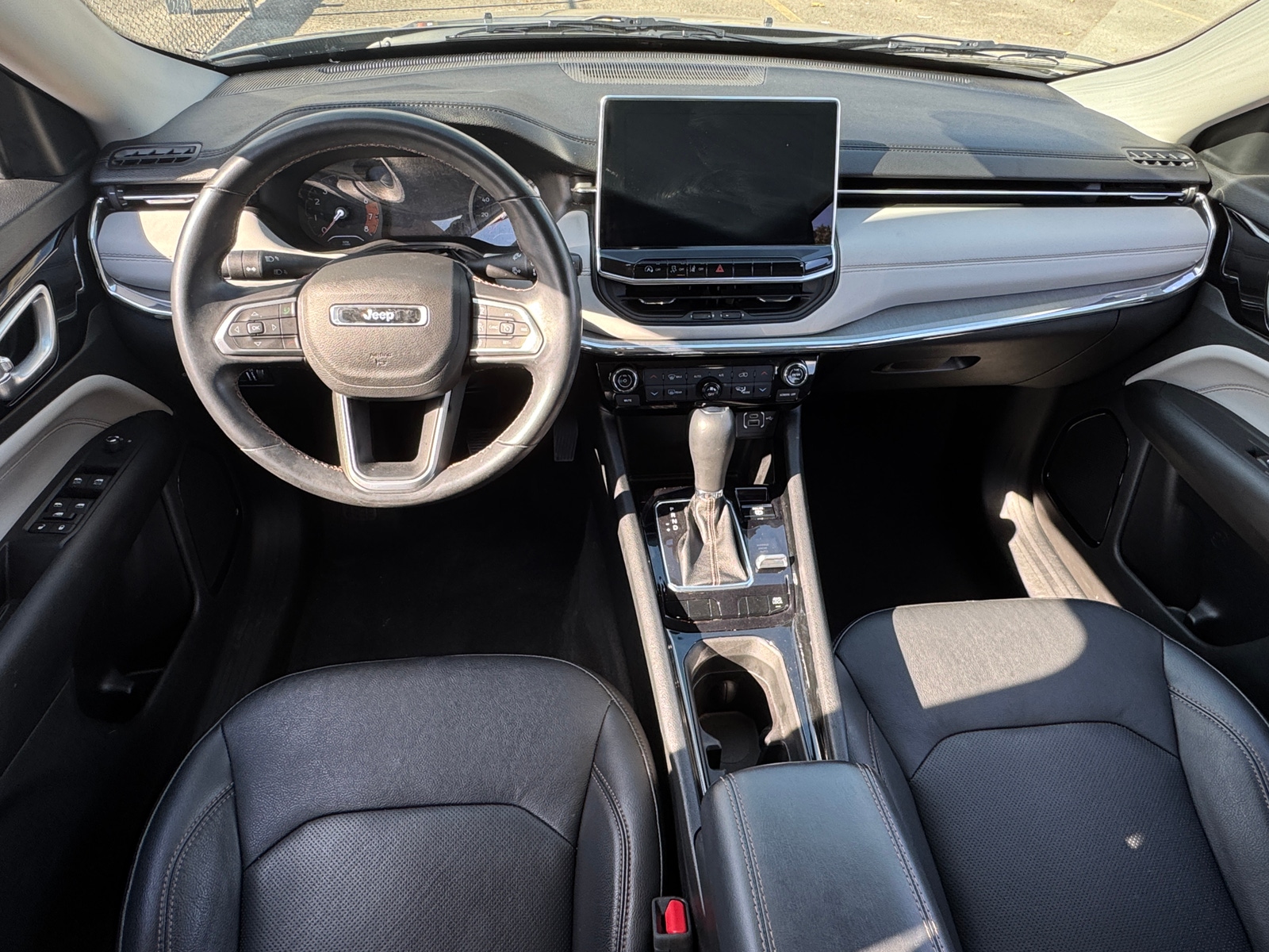 Thumbnail: 2022 Jeep Compass - 2