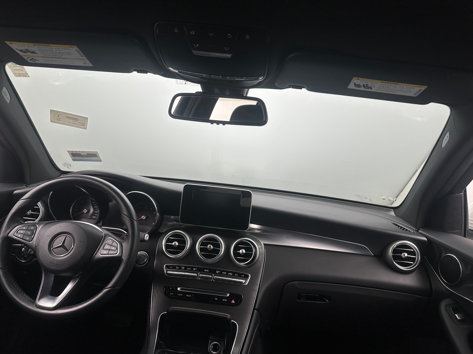 Thumbnail: 2018 Mercedes-Benz GLC - 2