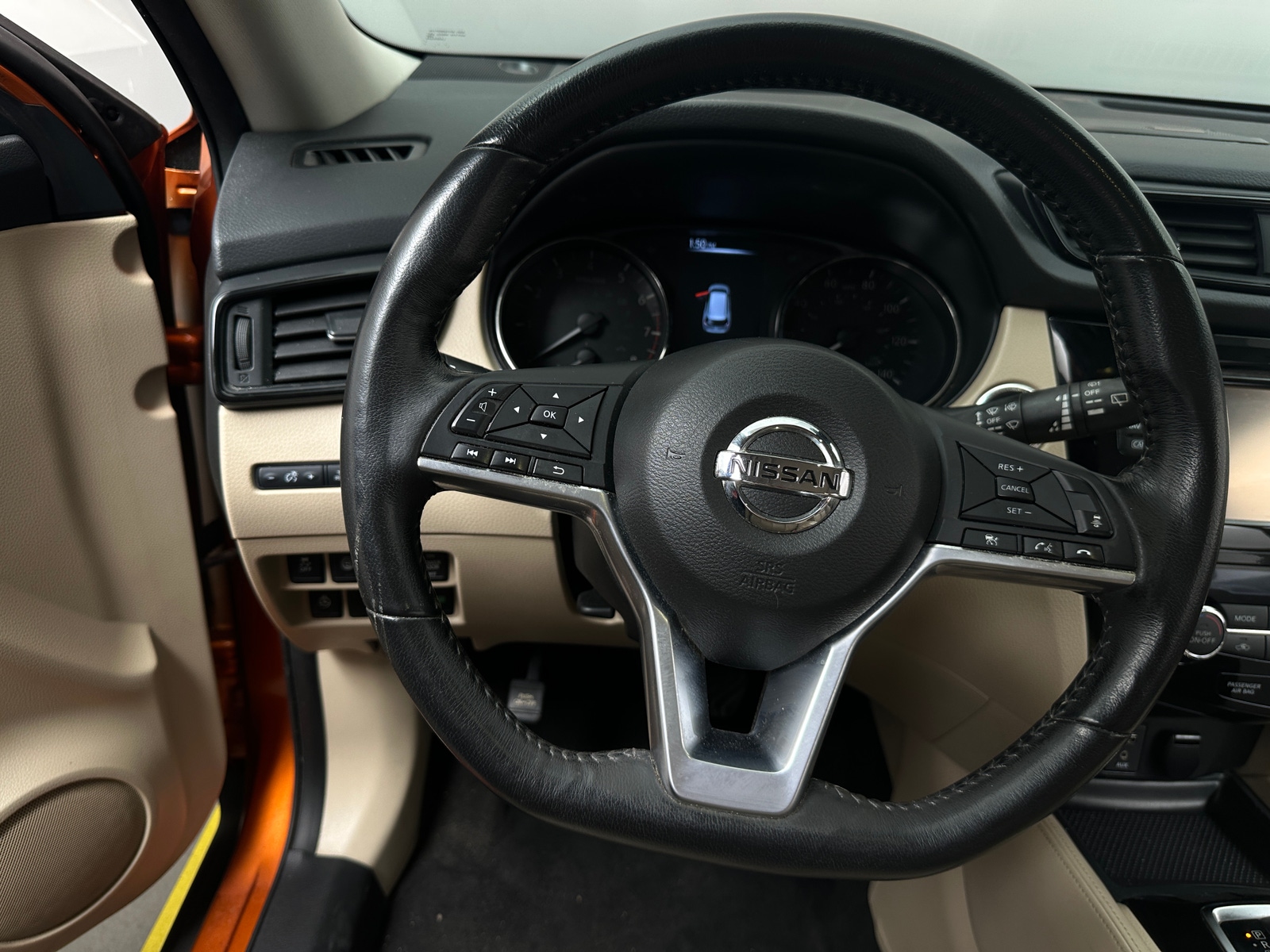 Thumbnail: 2017 Nissan Rogue - 4