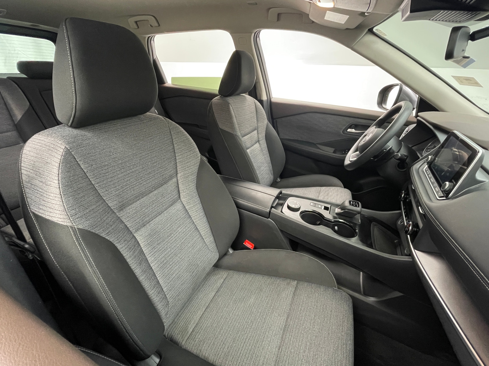 Thumbnail: 2023 Nissan Rogue - 2