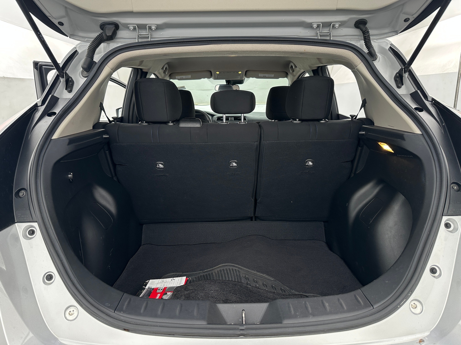 Thumbnail: 2022 Nissan Leaf - 7