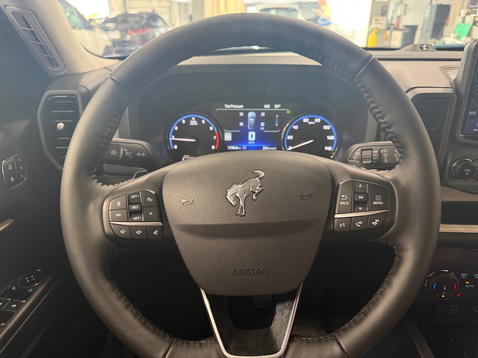 Thumbnail: 2023 Ford Bronco Sport - 4