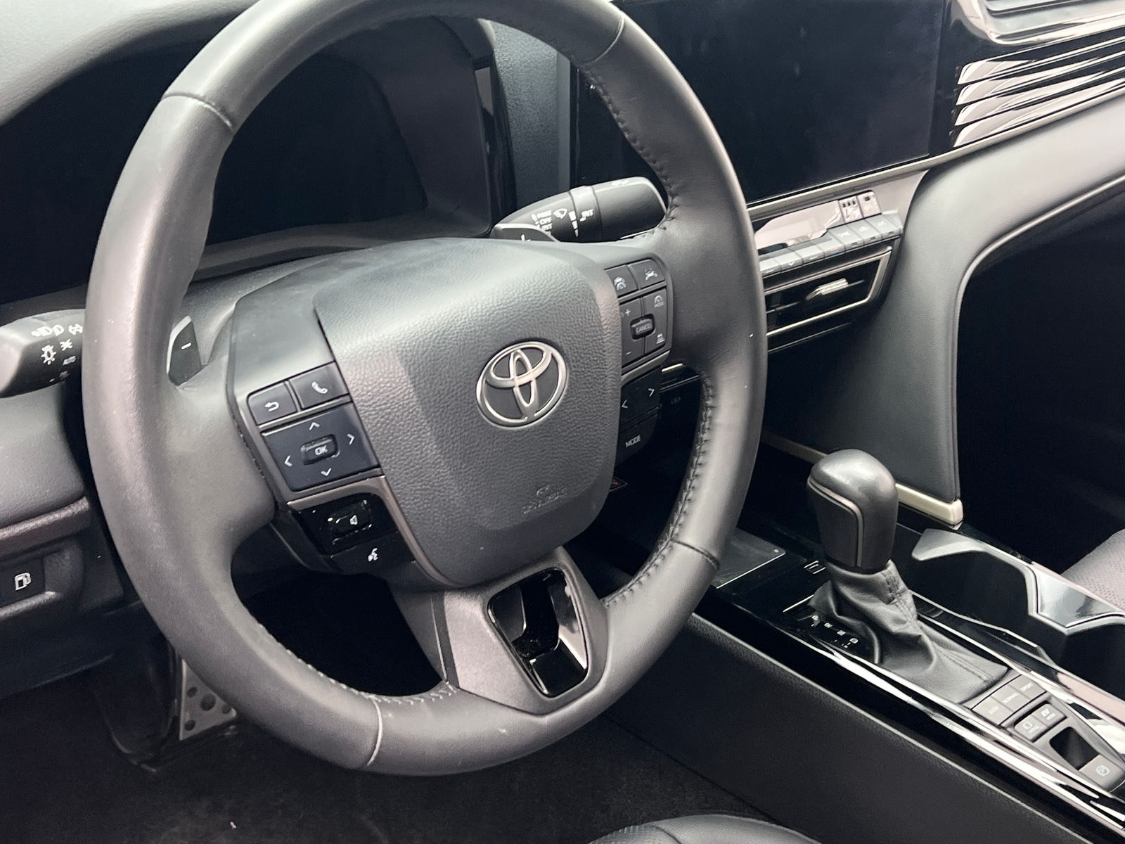 Thumbnail: 2025 Toyota Camry - 4