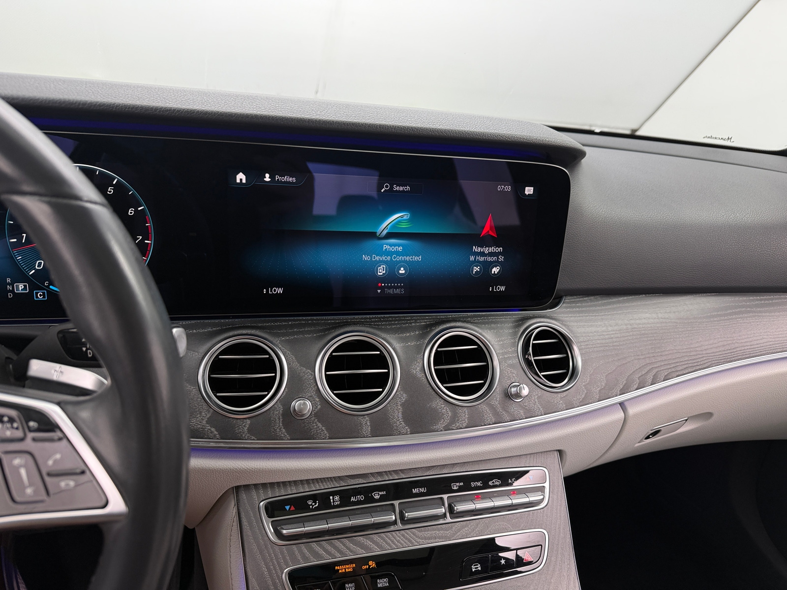 Thumbnail: 2021 Mercedes-Benz E-Class - 3