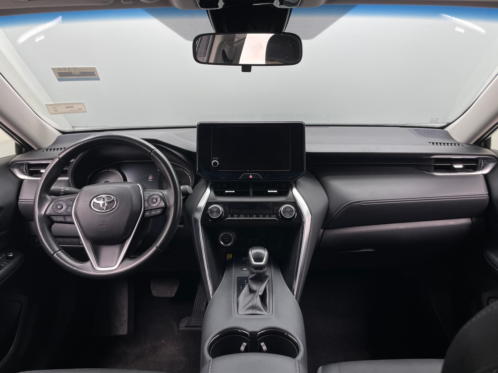 Thumbnail: 2024 Toyota Venza - 3