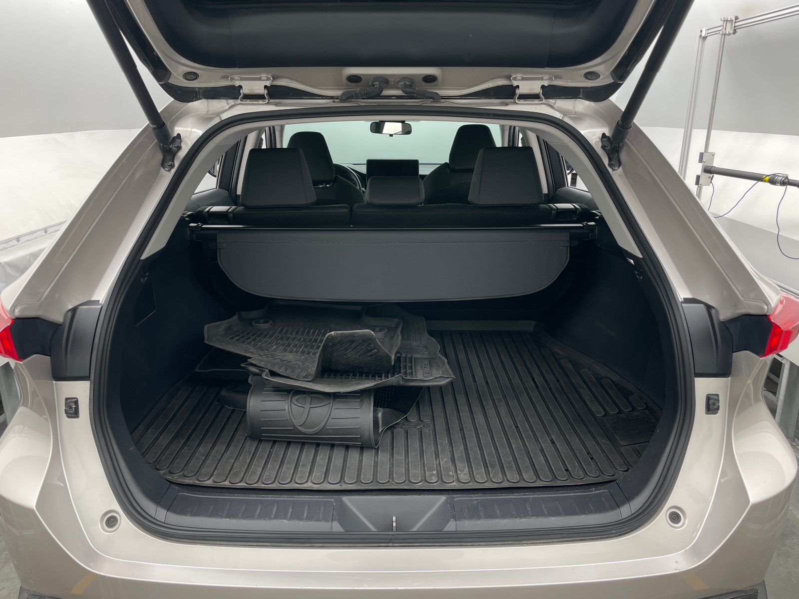 Thumbnail: 2024 Toyota Venza - 7