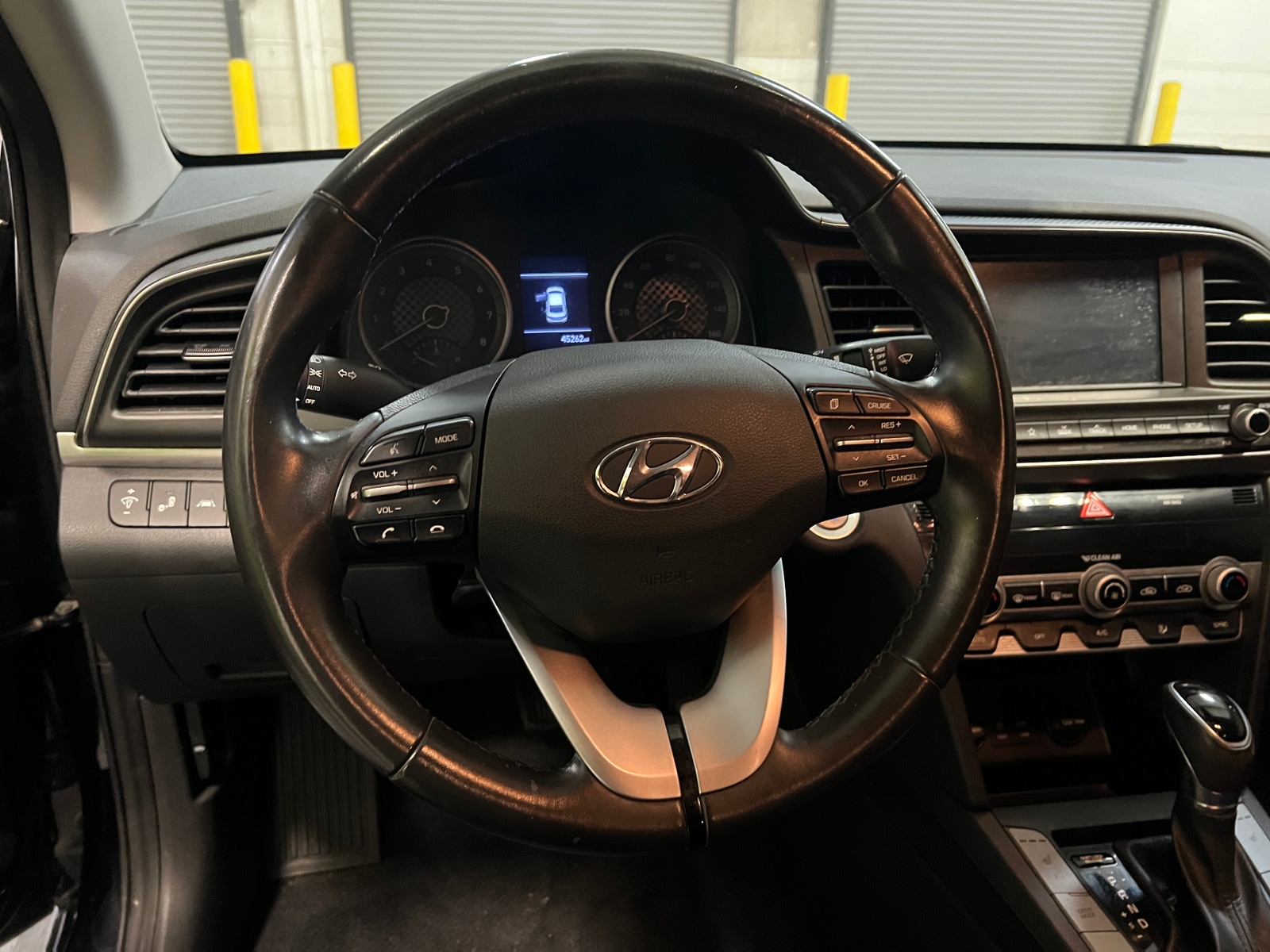 Thumbnail: 2019 Hyundai Elantra - 5