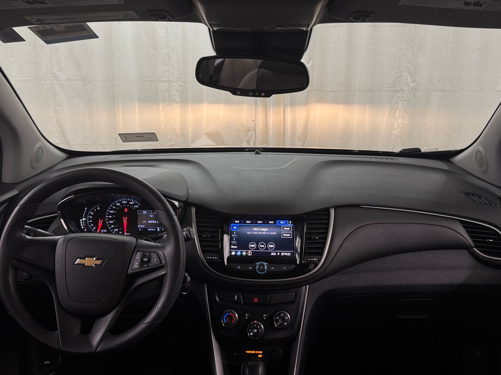 Thumbnail: 2020 Chevrolet Trax - 3