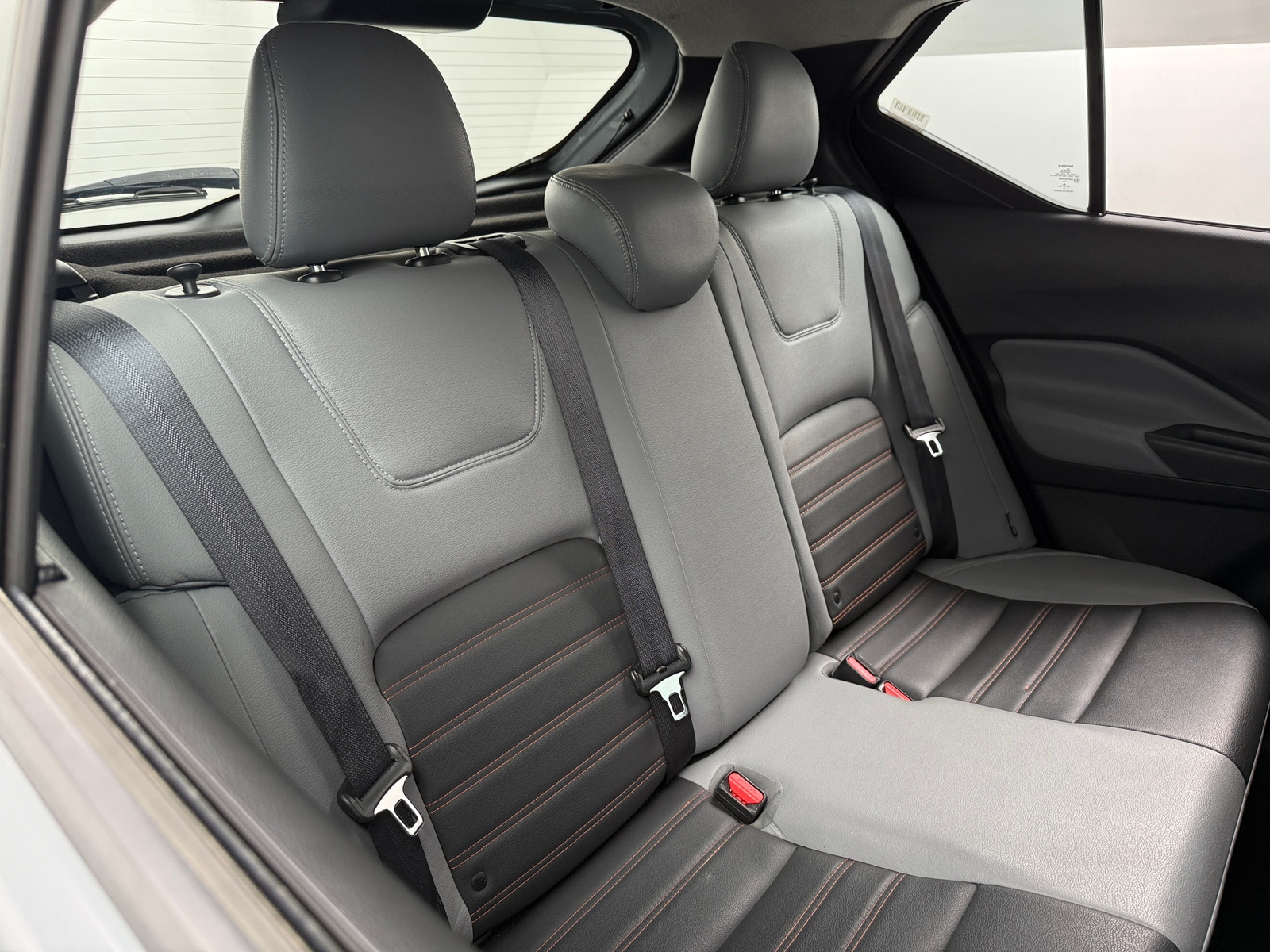 Thumbnail: 2021 Nissan Kicks - 6