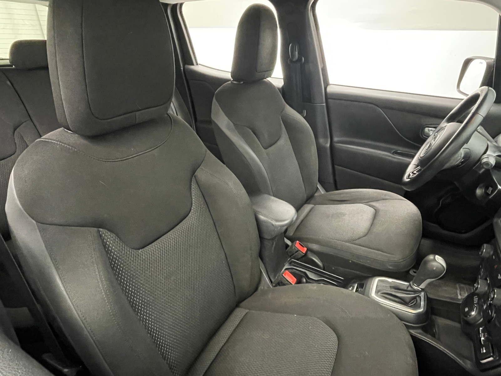 Thumbnail: 2019 Jeep Renegade - 2