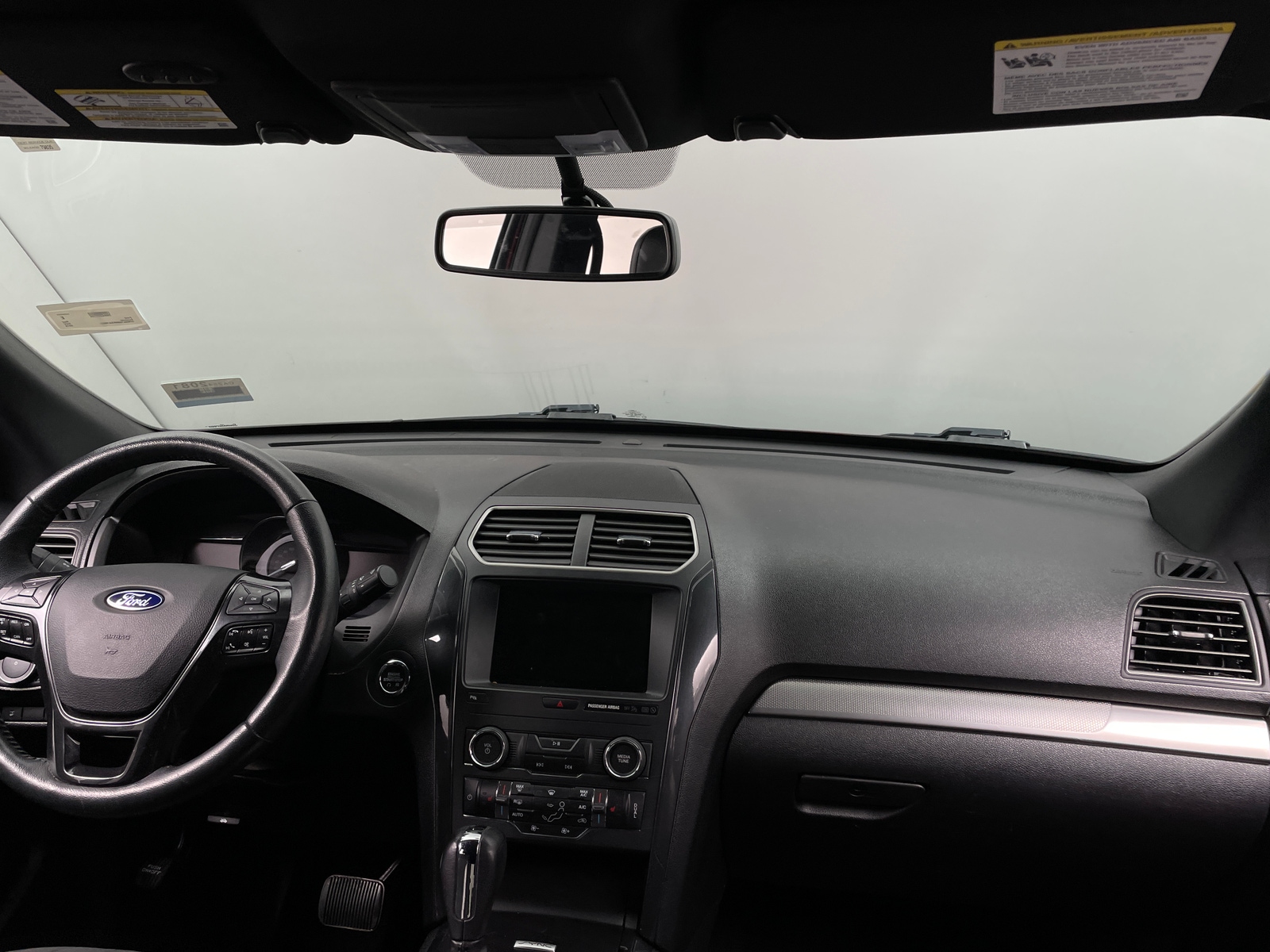 Thumbnail: 2019 Ford Explorer - 3