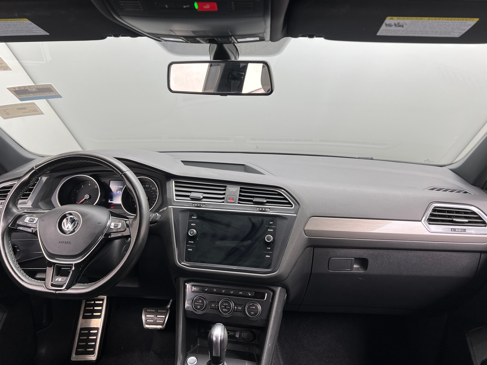 Thumbnail: 2020 Volkswagen Tiguan - 2