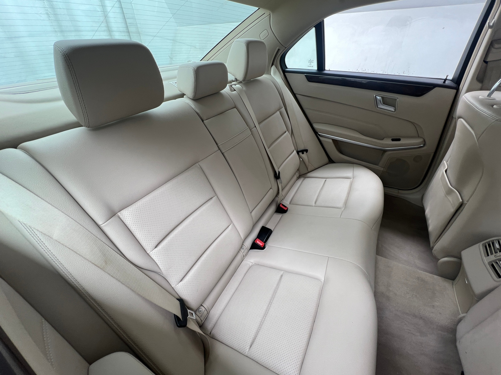 Thumbnail: 2016 Mercedes-Benz E-Class - 5