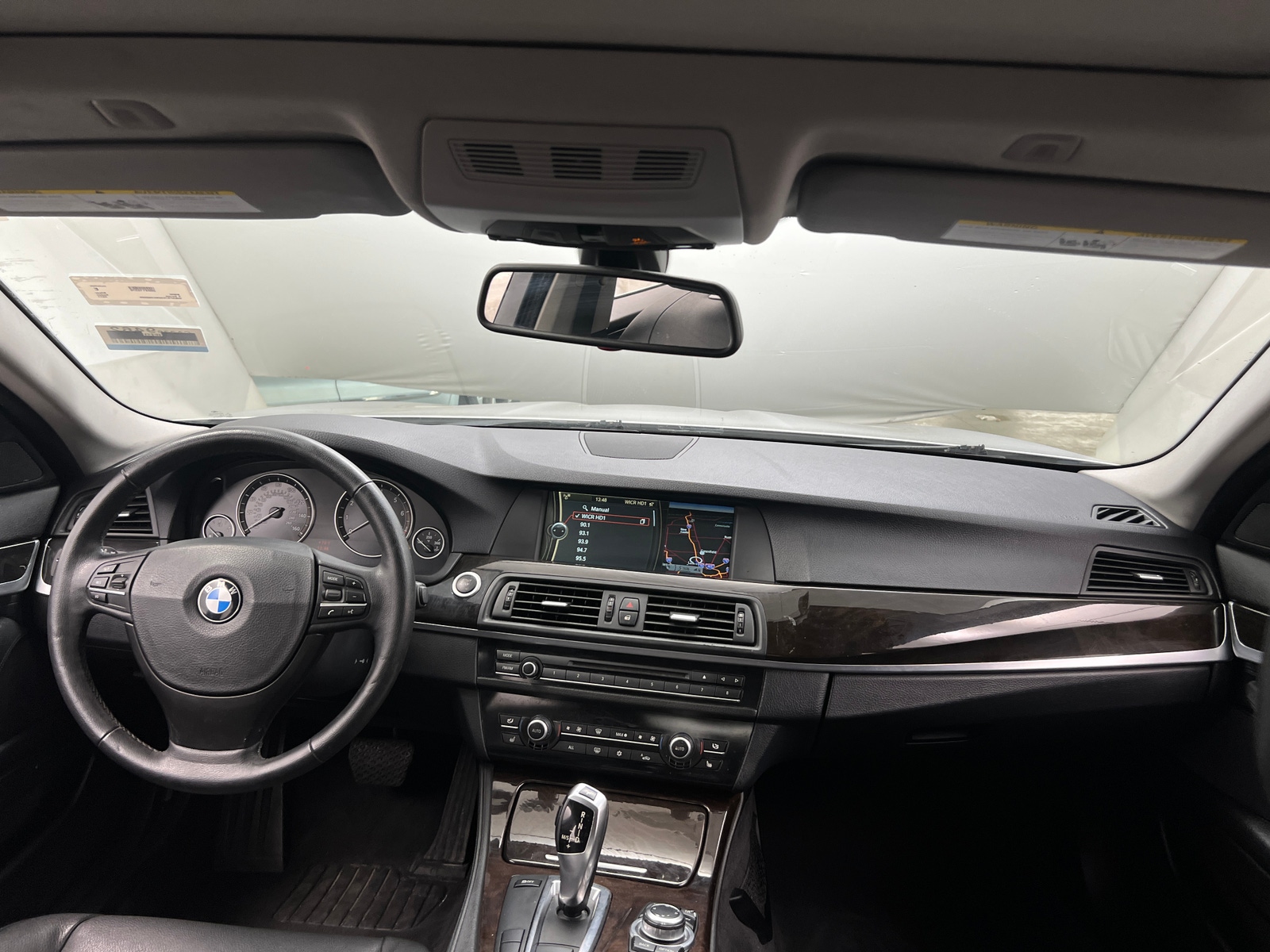 Thumbnail: 2011 BMW 5 Series - 2