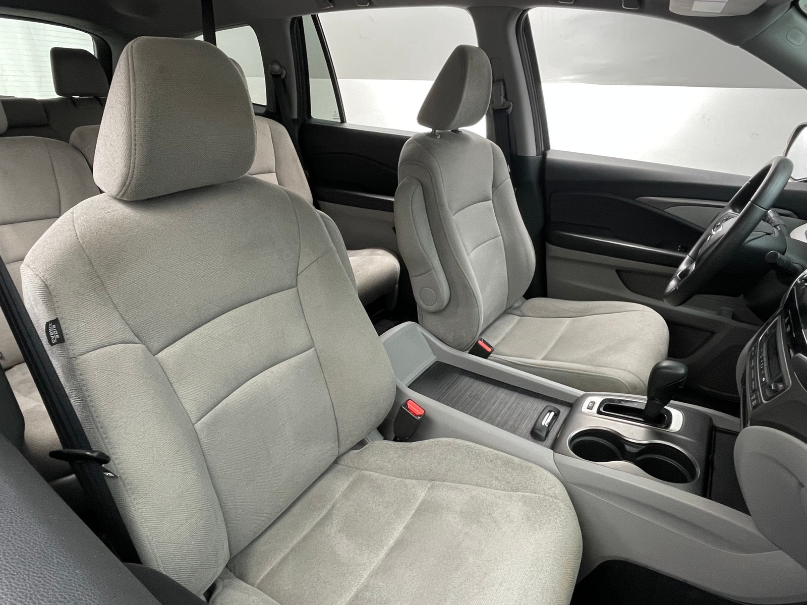 Thumbnail: 2019 Honda Pilot - 2