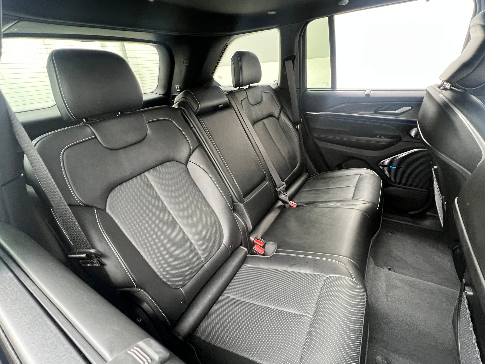 Thumbnail: 2023 Jeep Grand Cherokee - 5