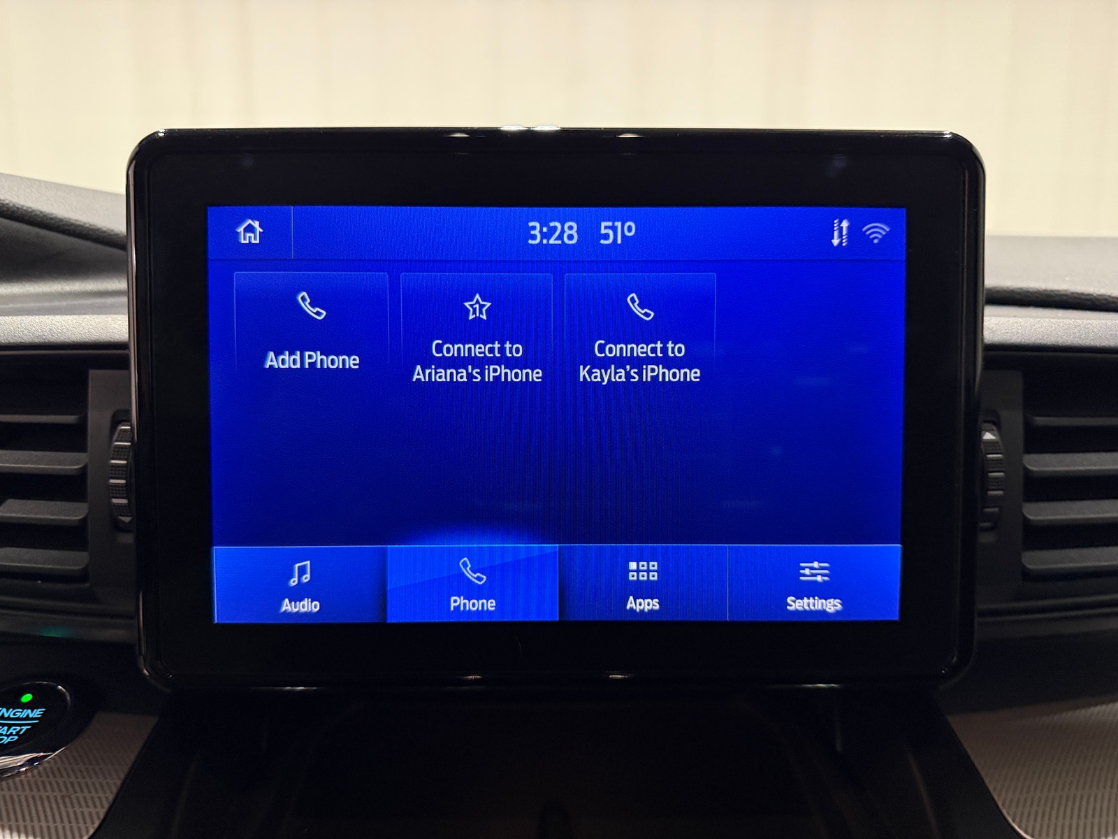 Thumbnail: 2020 Ford Explorer - 4