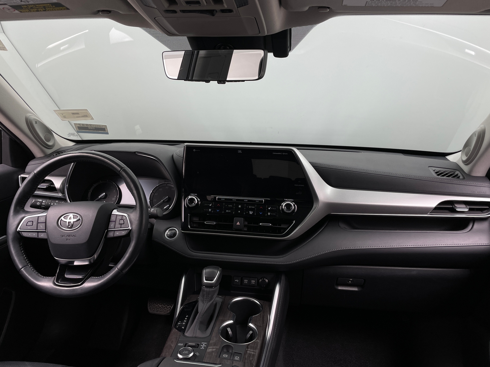 Thumbnail: 2020 Toyota Highlander - 2