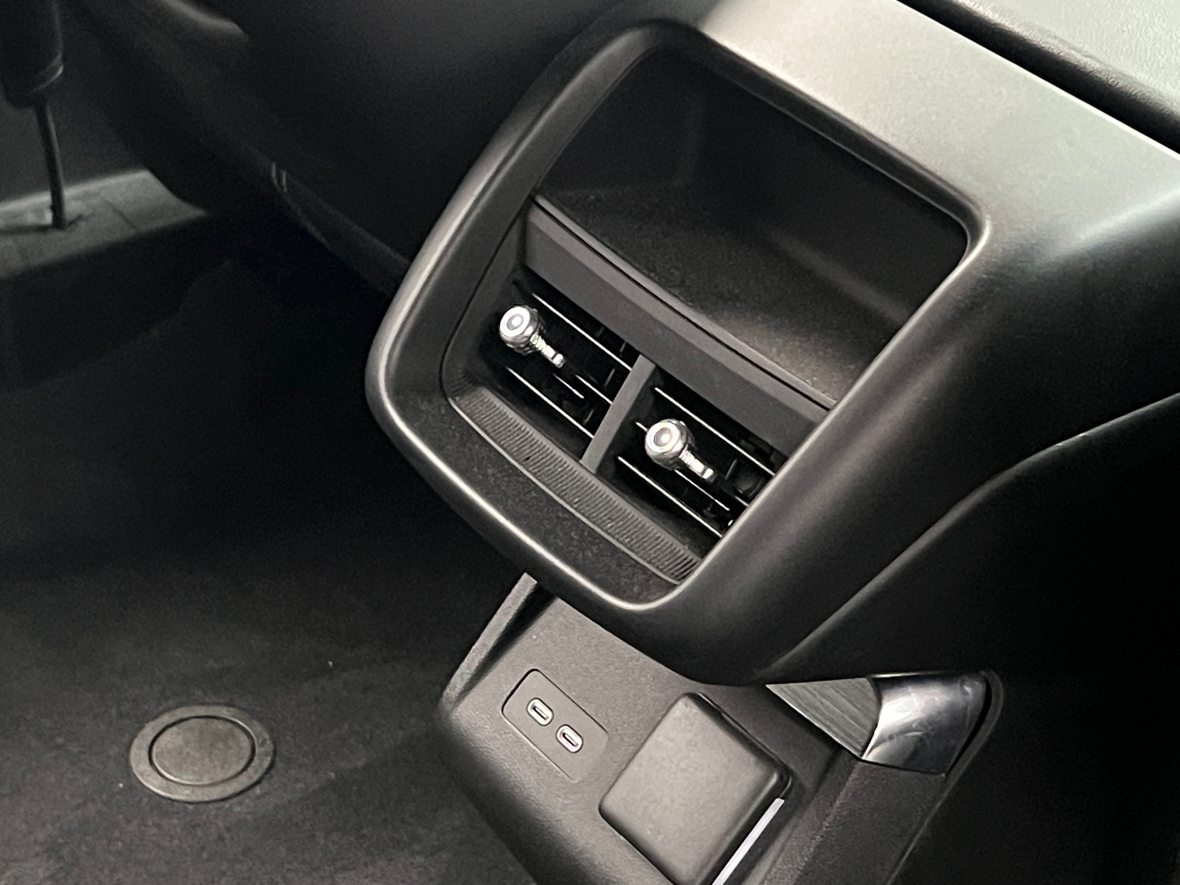 Used 2023 Cadillac LYRIQ Luxury with VIN 1GYKPMRK5PZ003394 for sale in Auburn, WA