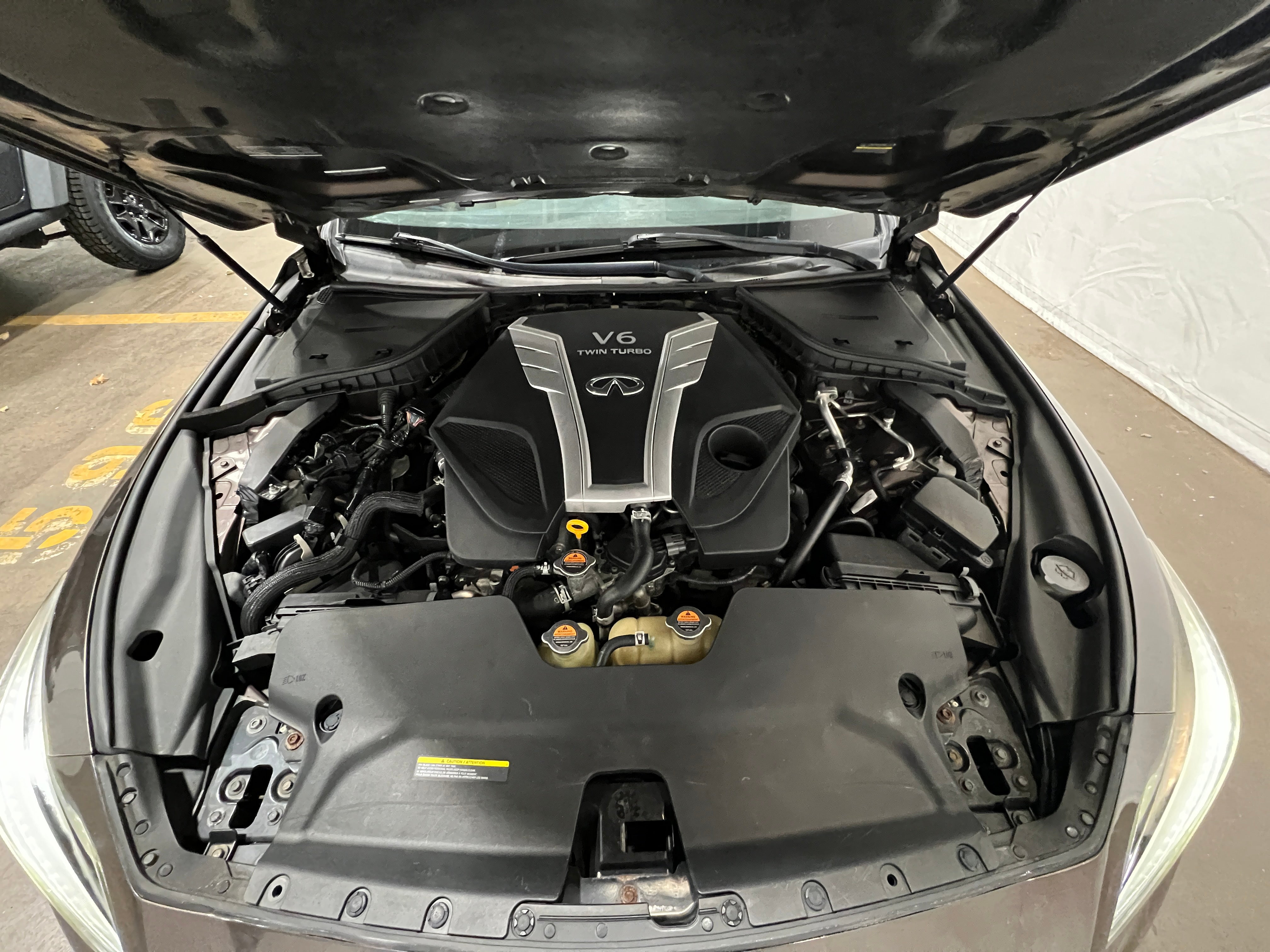 Used 2016 INFINITI Q50 Premium with VIN JN1EV7AR9GM344333 for sale in Oak Creek, WI