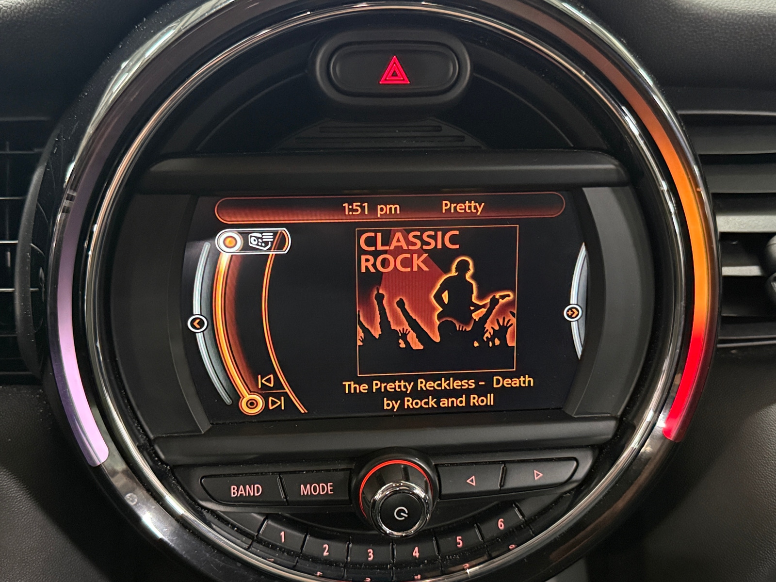 Thumbnail: 2018 MINI Cooper Hardtop - 3