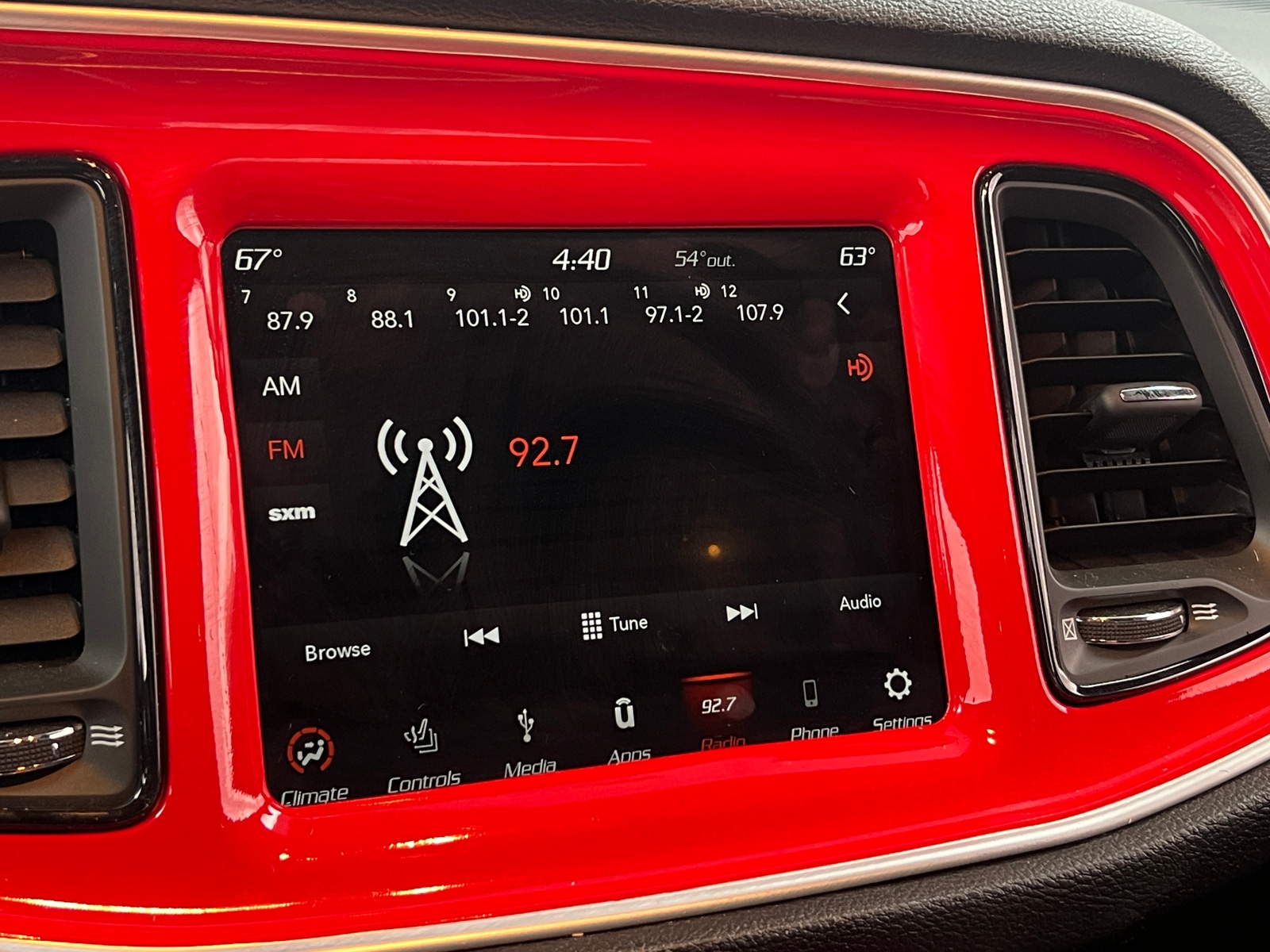 Thumbnail: 2019 Dodge Challenger - 3