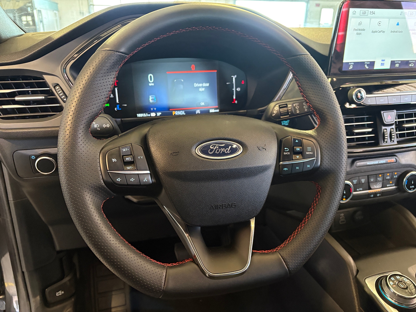 Thumbnail: 2025 Ford Escape - 4